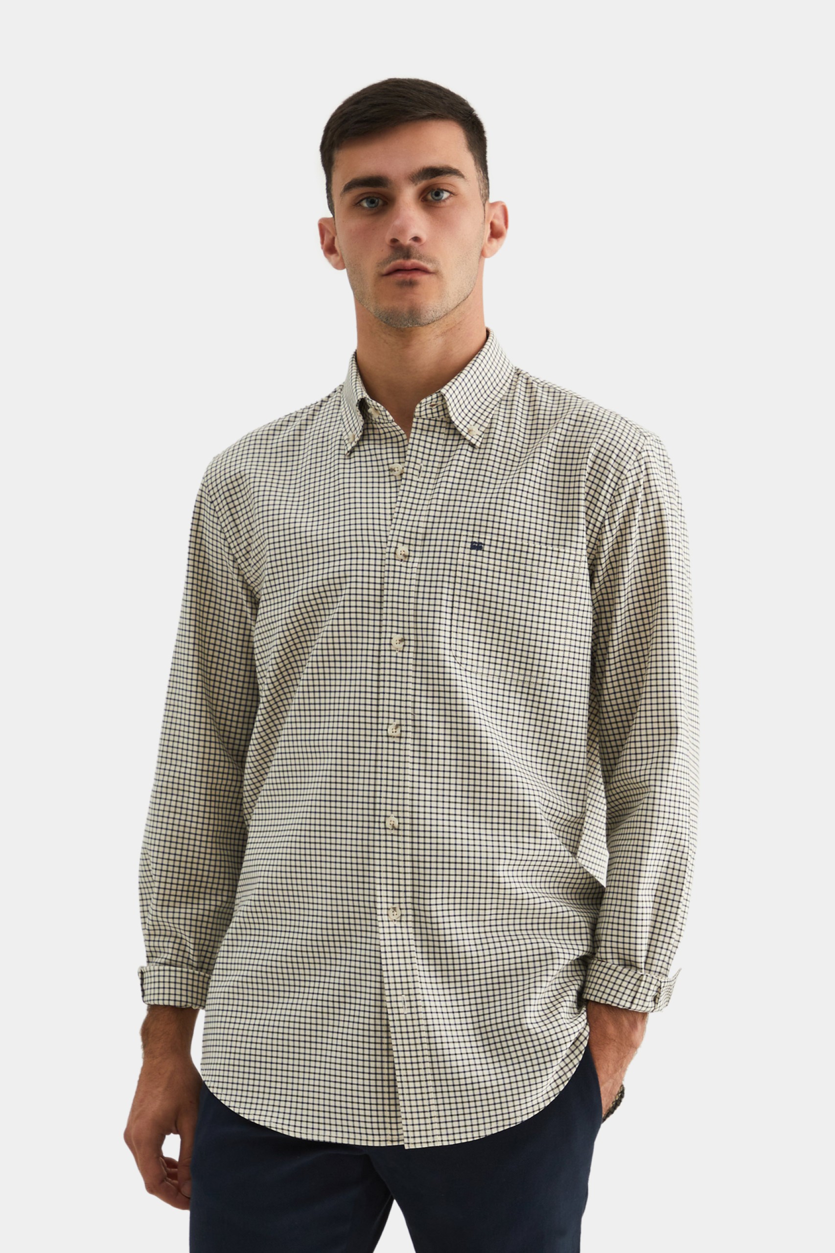 Camisa regular fit a cuadros