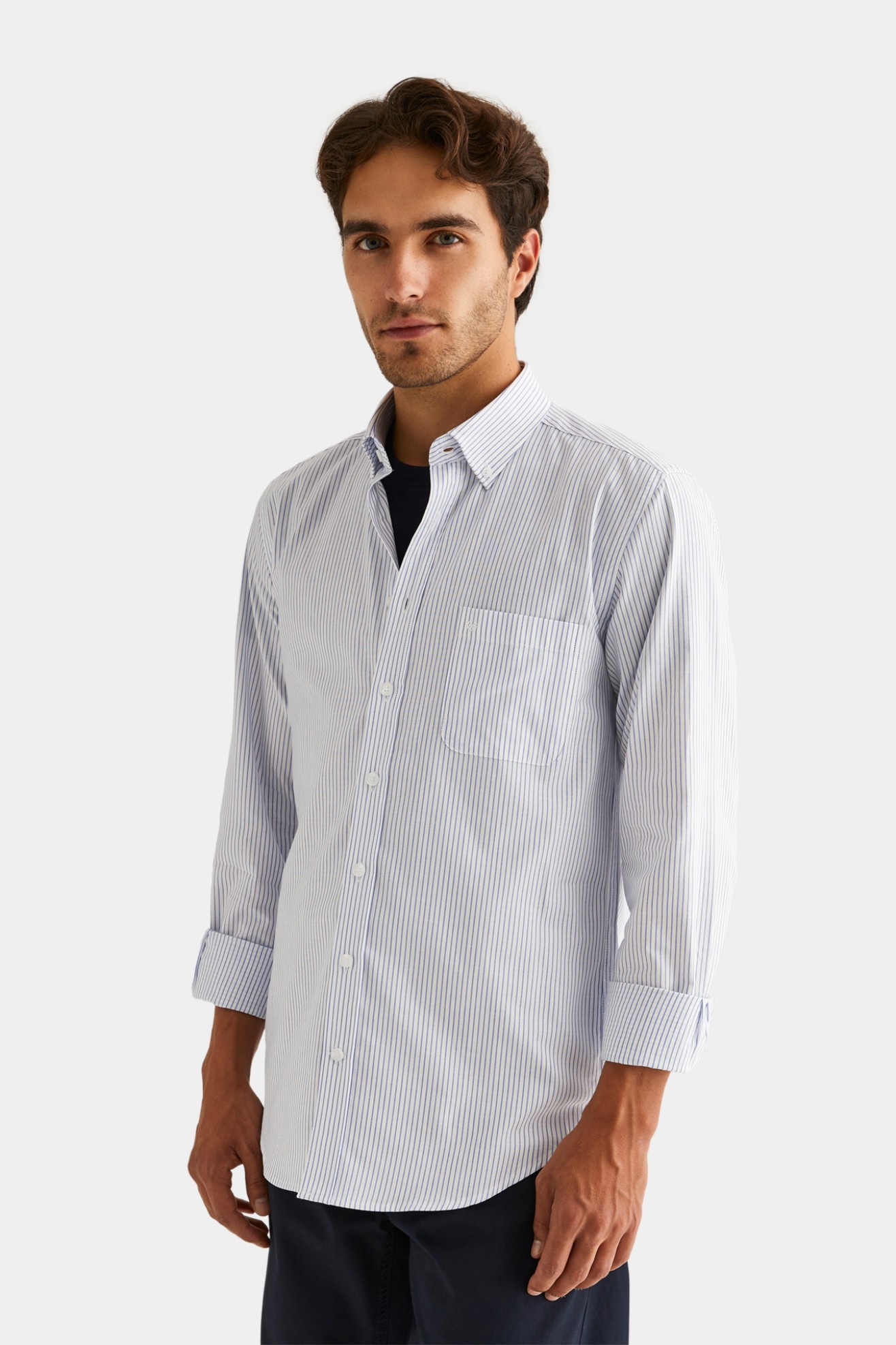 Camisa slim fit 100% algodón