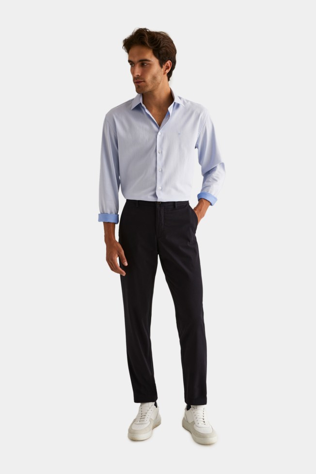 Camisa clássica regular fit 100% algodão Camisa clássica regular fit 100% algodão