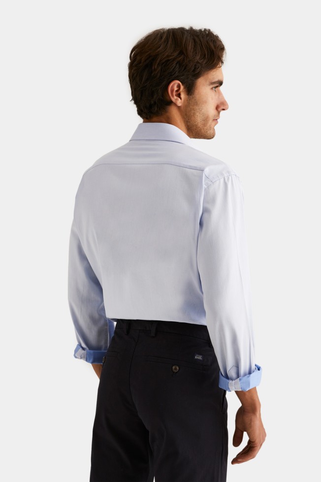 Camisa clássica regular fit 100% algodão Camisa clássica regular fit 100% algodão