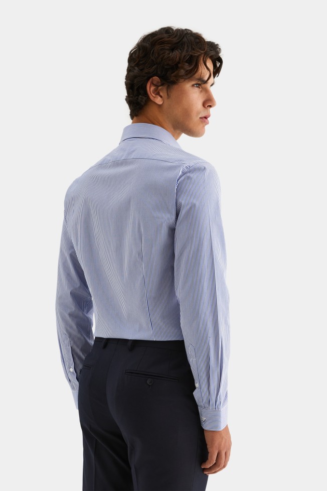 Camisa slim fit 100% algodão Camisa slim fit 100% algodão