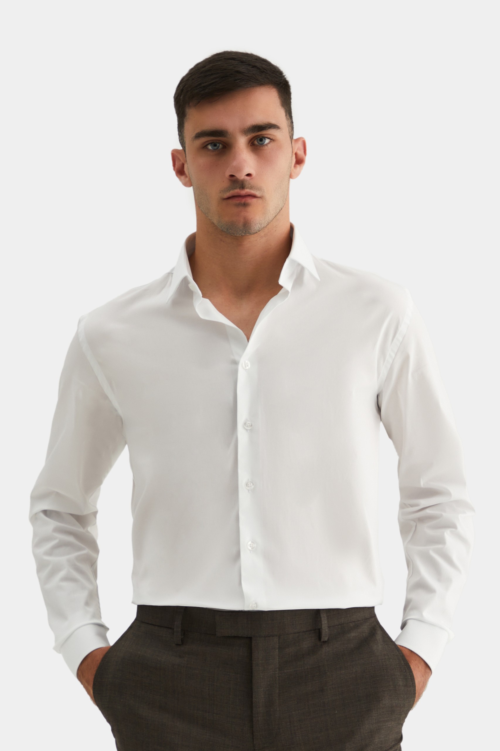 Camisa clásica slim fit easy iron