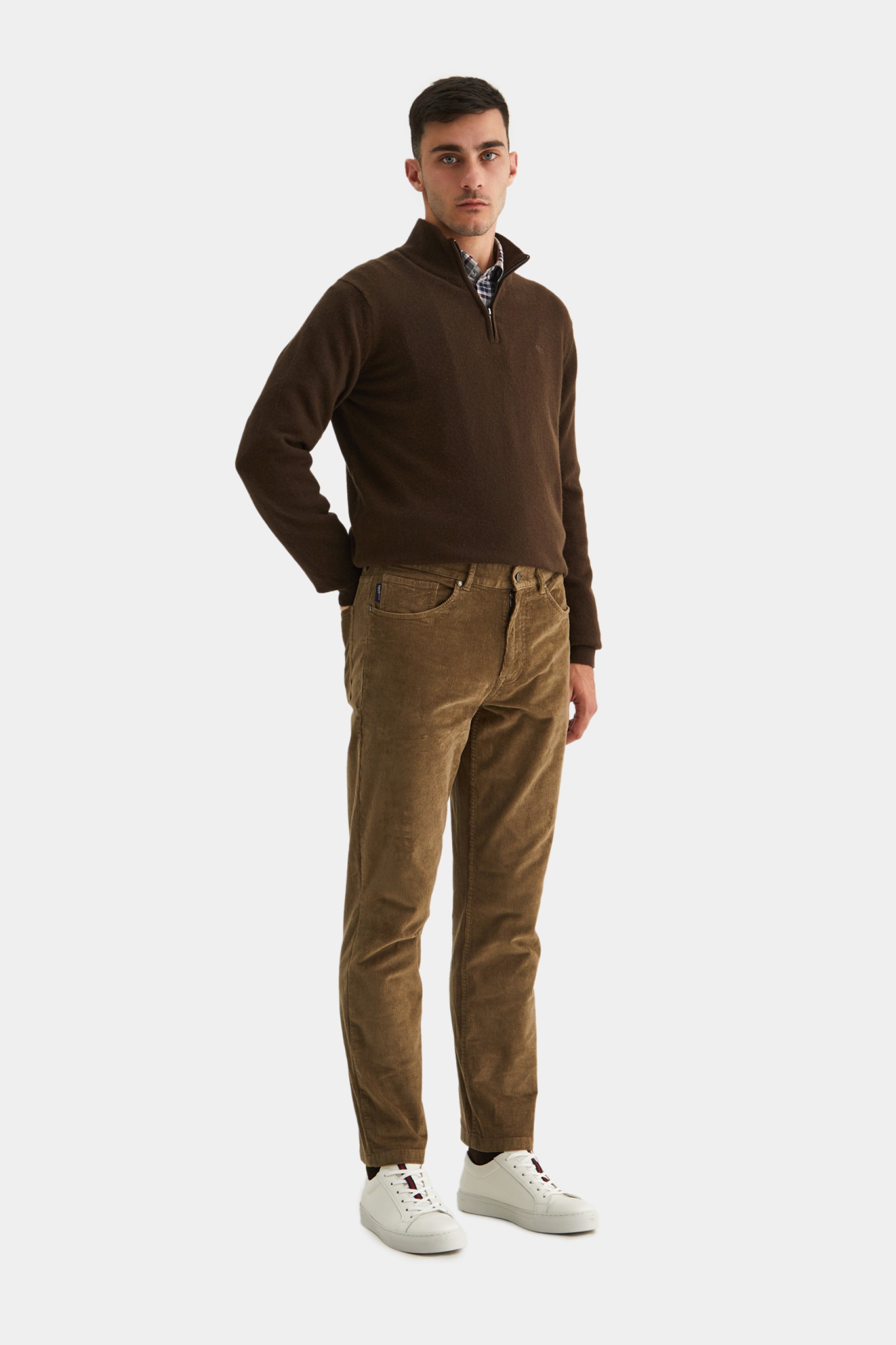 Pantalón de pana regular fit