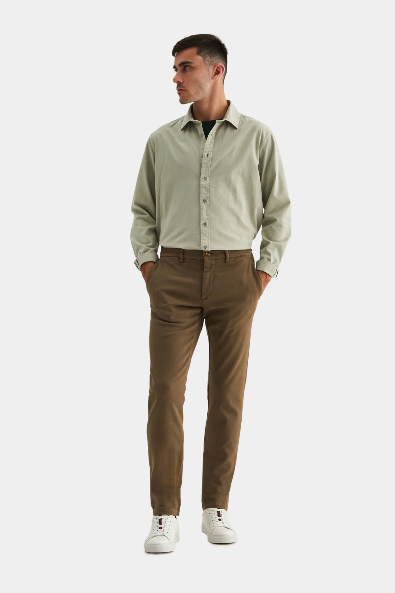 Pantalones chinos slim fit 