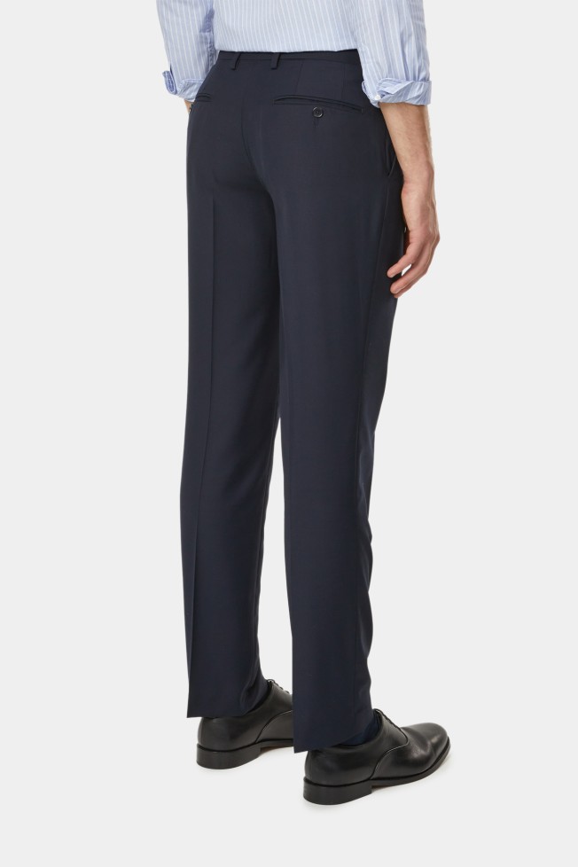 Calça clássica slim fit Calça clássica slim fit