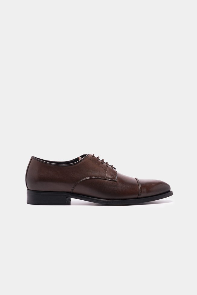 Sapatos clssico em pele