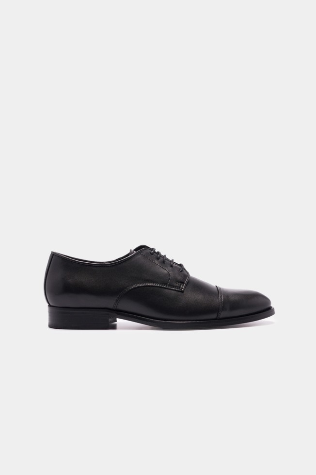 Sapatos clssico em pele