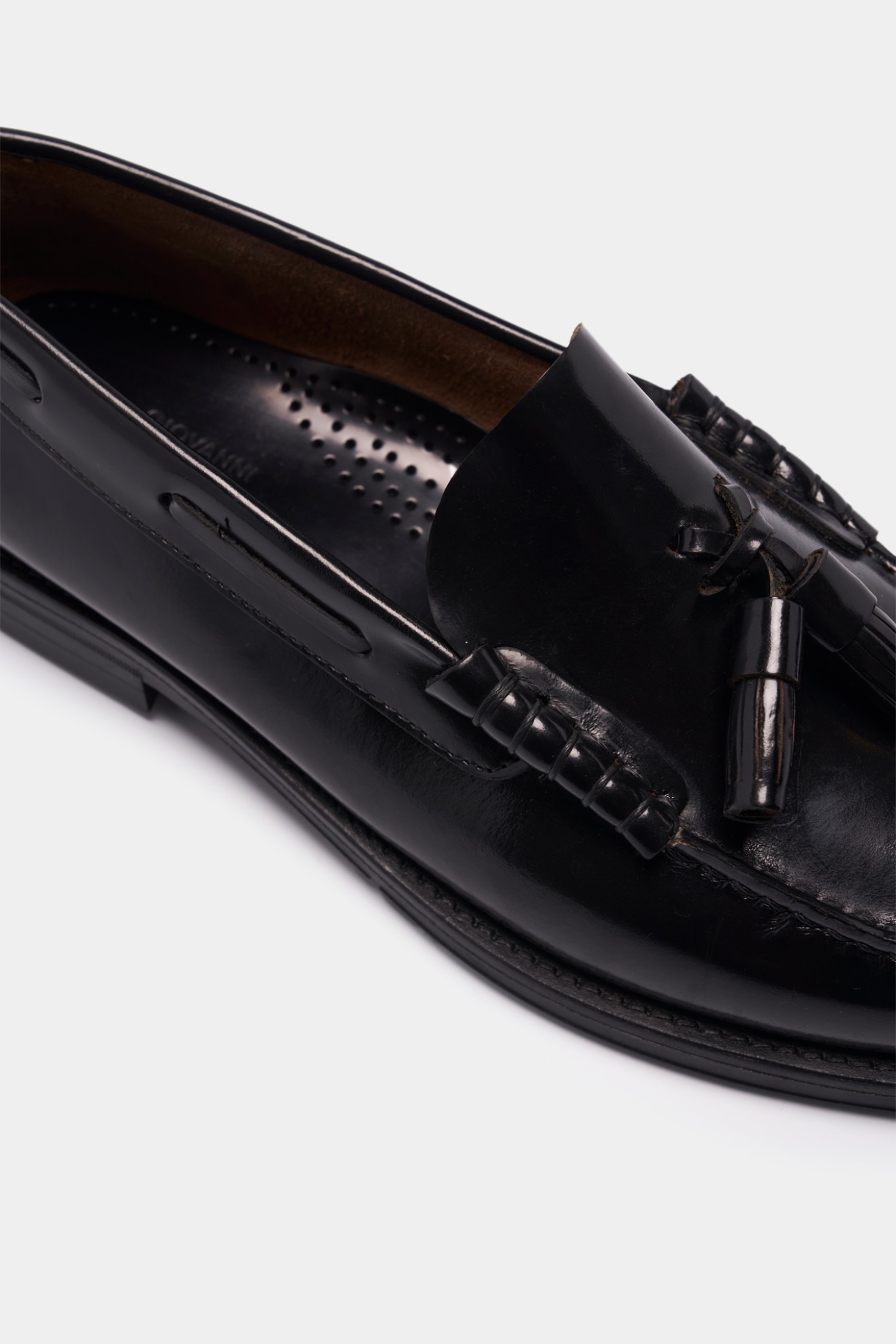 Mocasín de piel