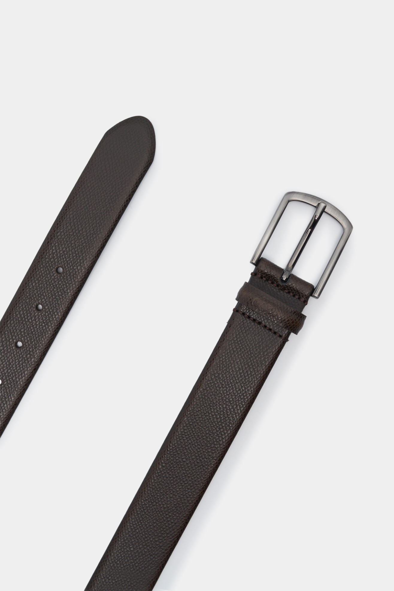 Cinto clssico em pele