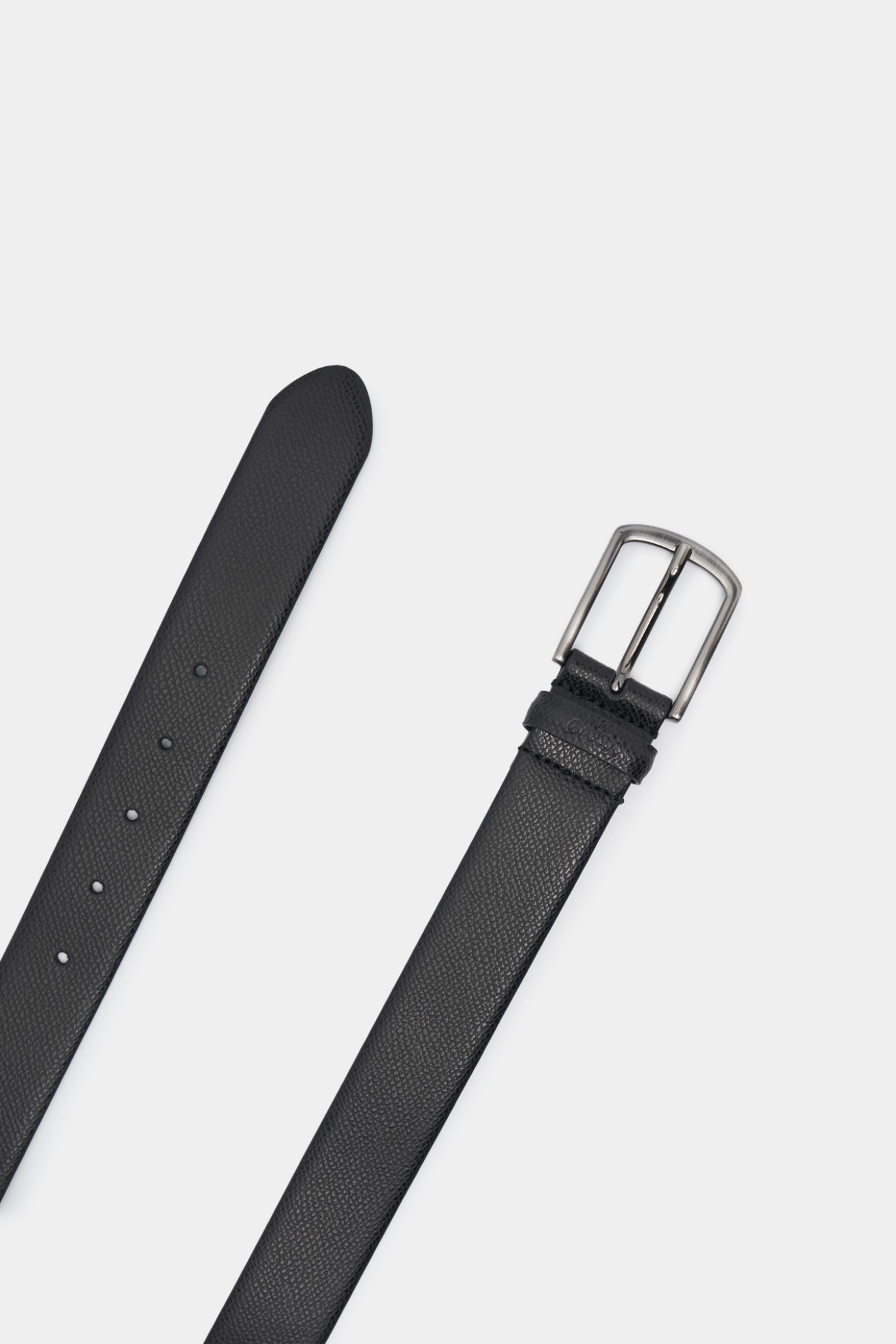 Cinto clssico em pele