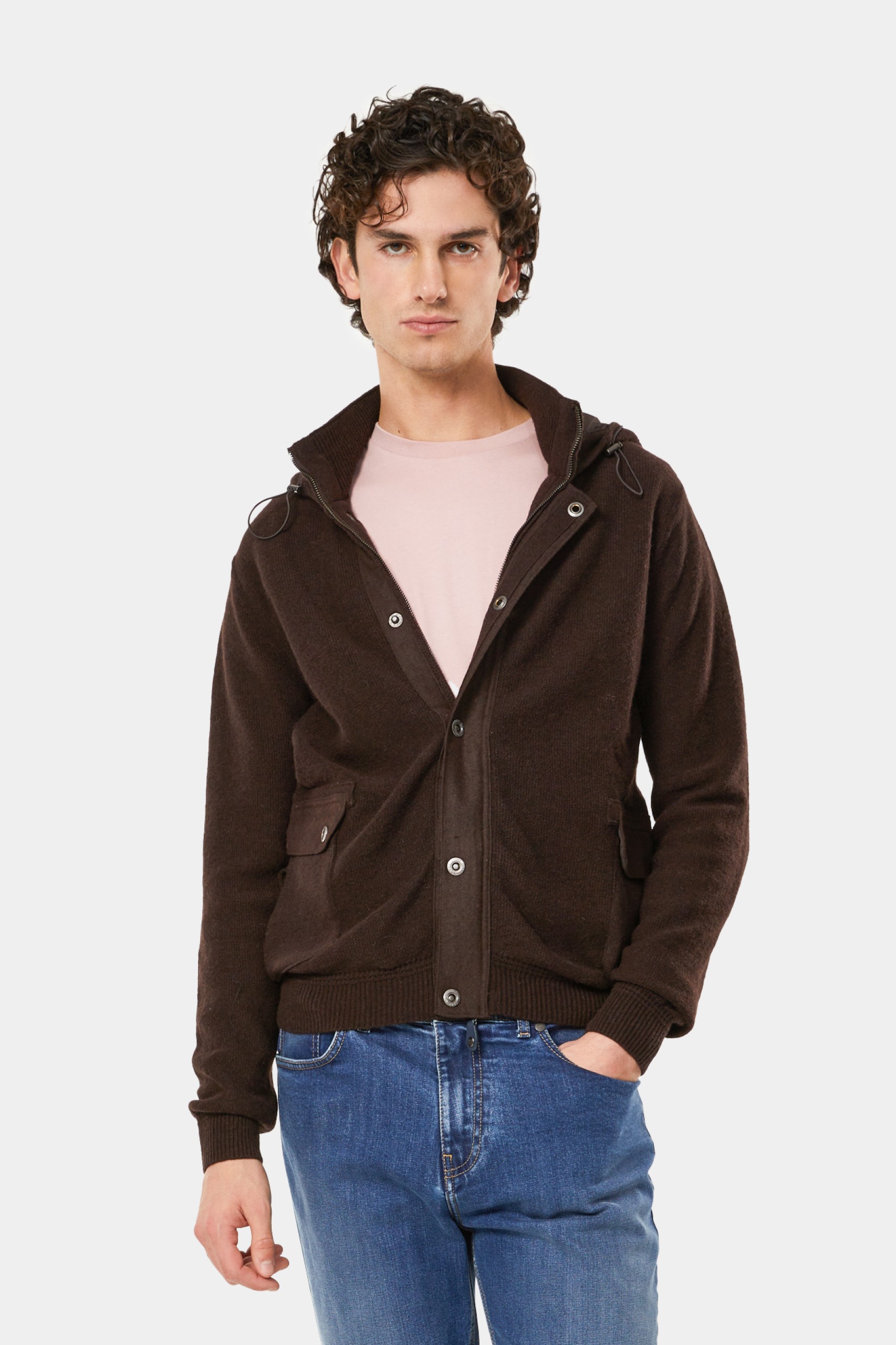 Chaqueta con capucha