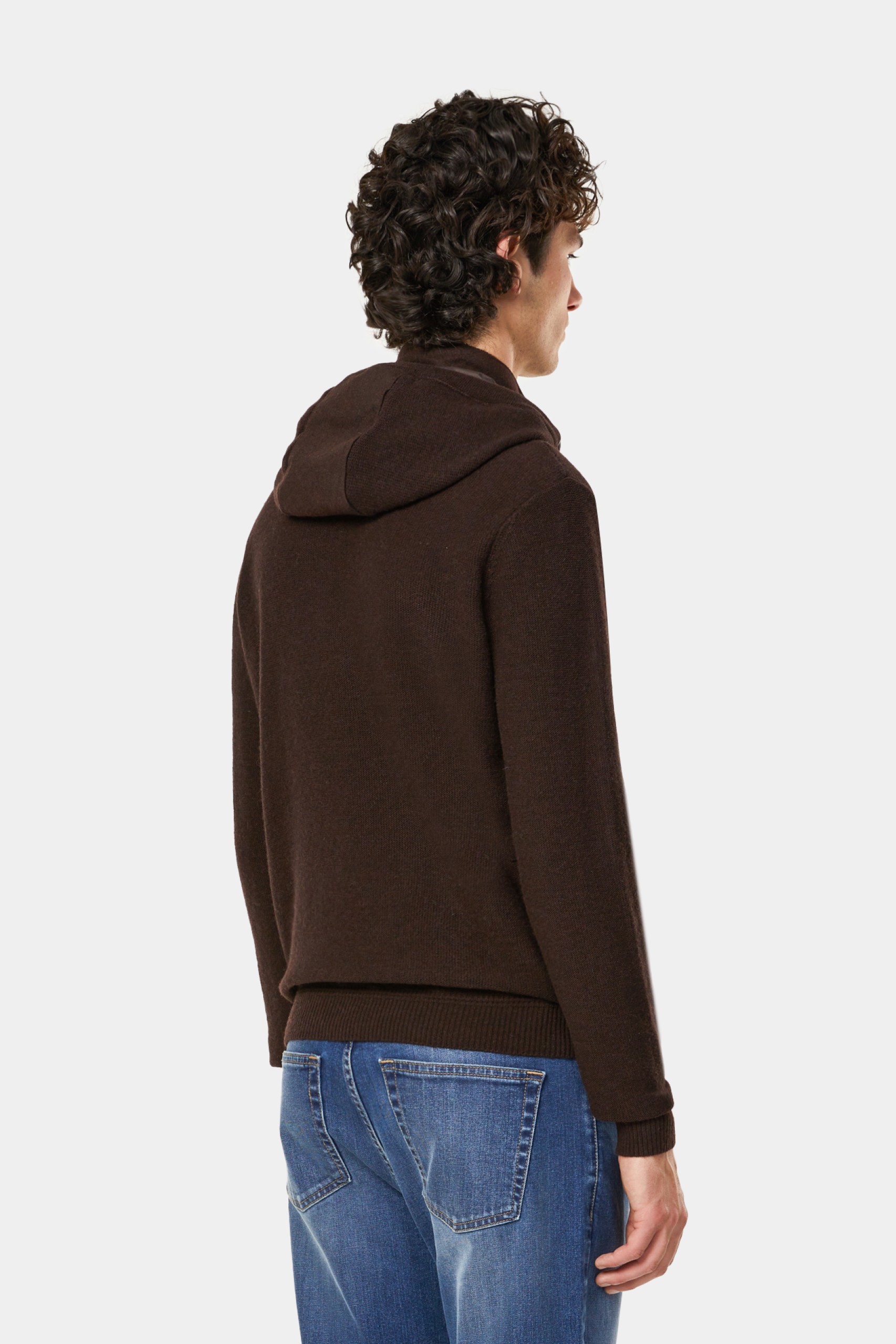 Chaqueta con capucha