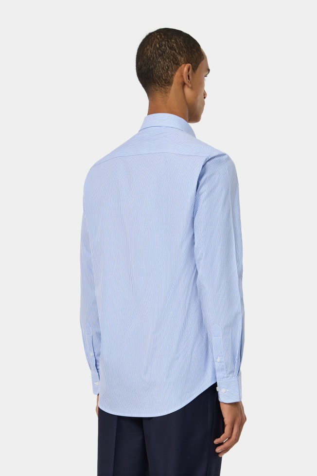 Camisa slim fit às riscas Camisa slim fit às riscas