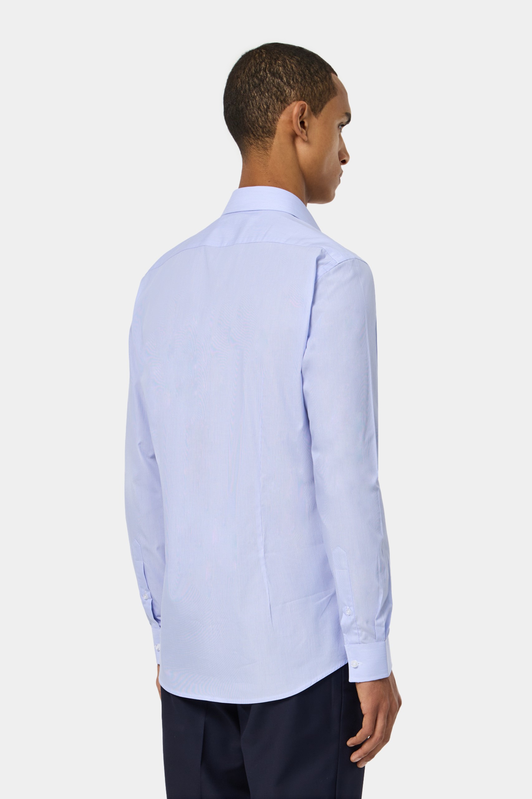 Camisa slim fit clásica