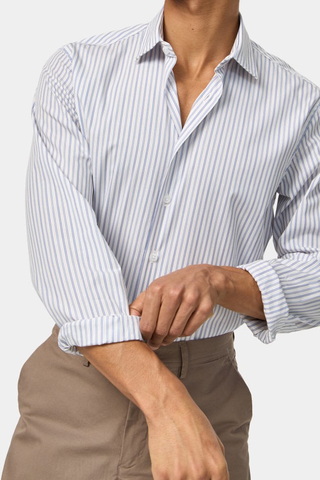 Camisa clássica slim fit Camisa clássica slim fit