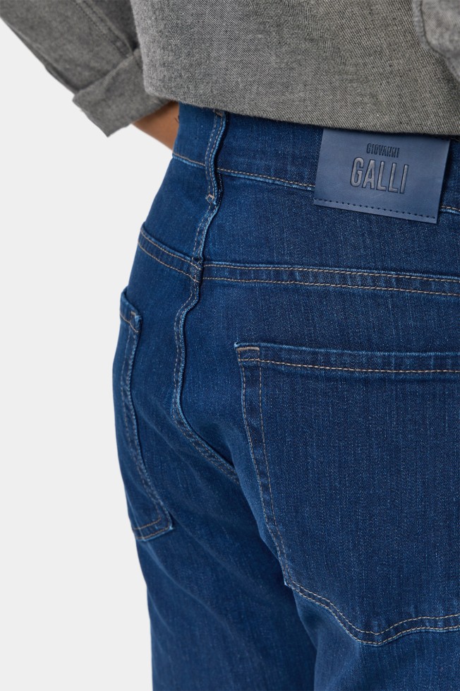 Pantalones vaqueros regular fit Pantalones vaqueros regular fit