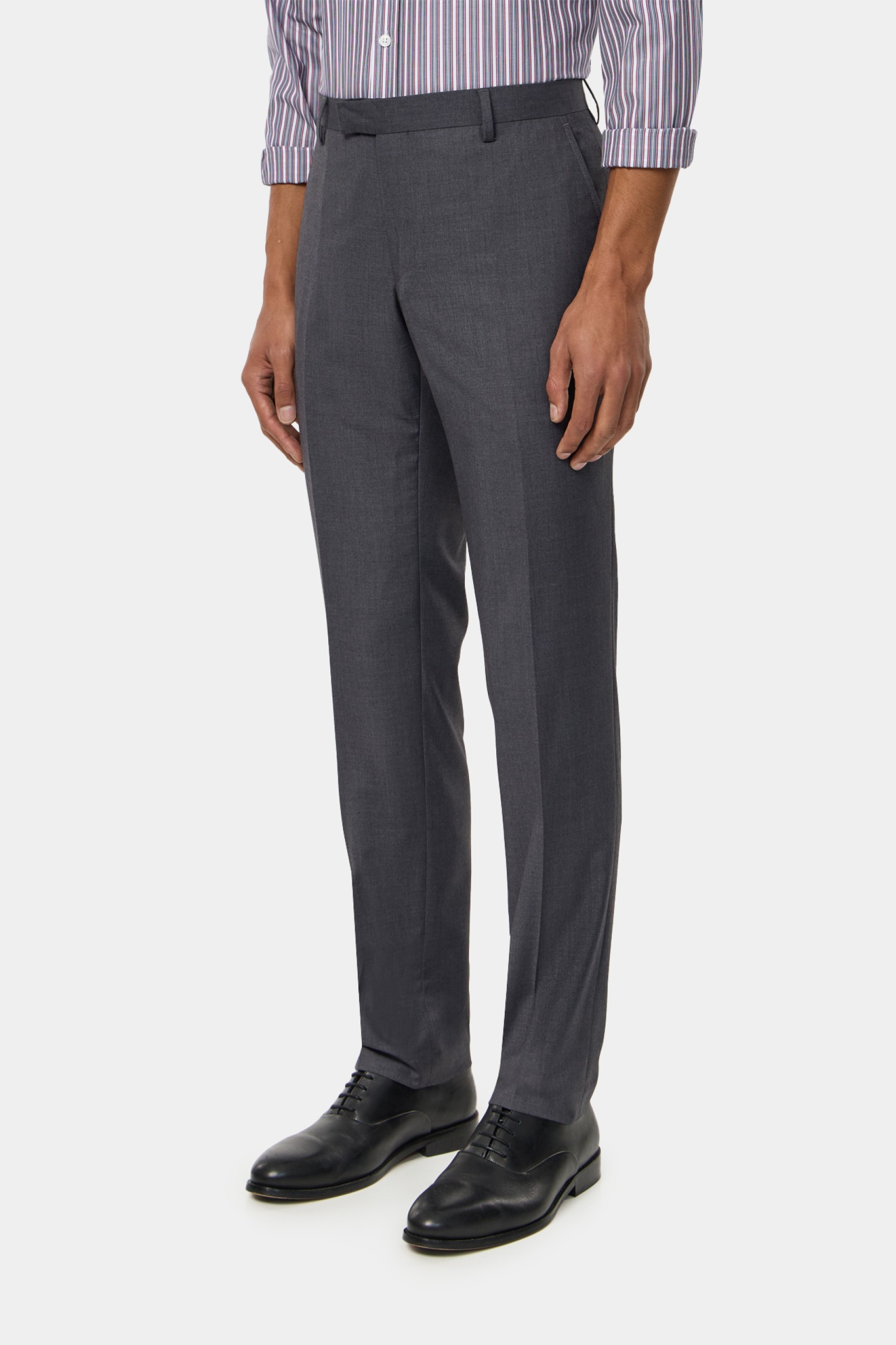 Pantalón slim fit clásico