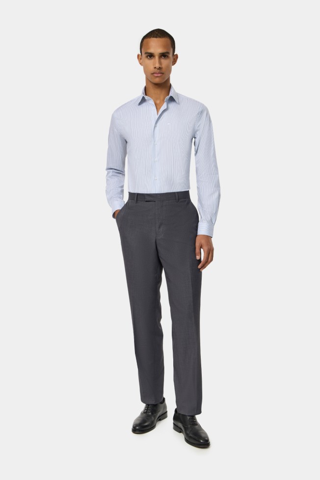 Pantalón clásico regular fit Pantalón clásico regular fit