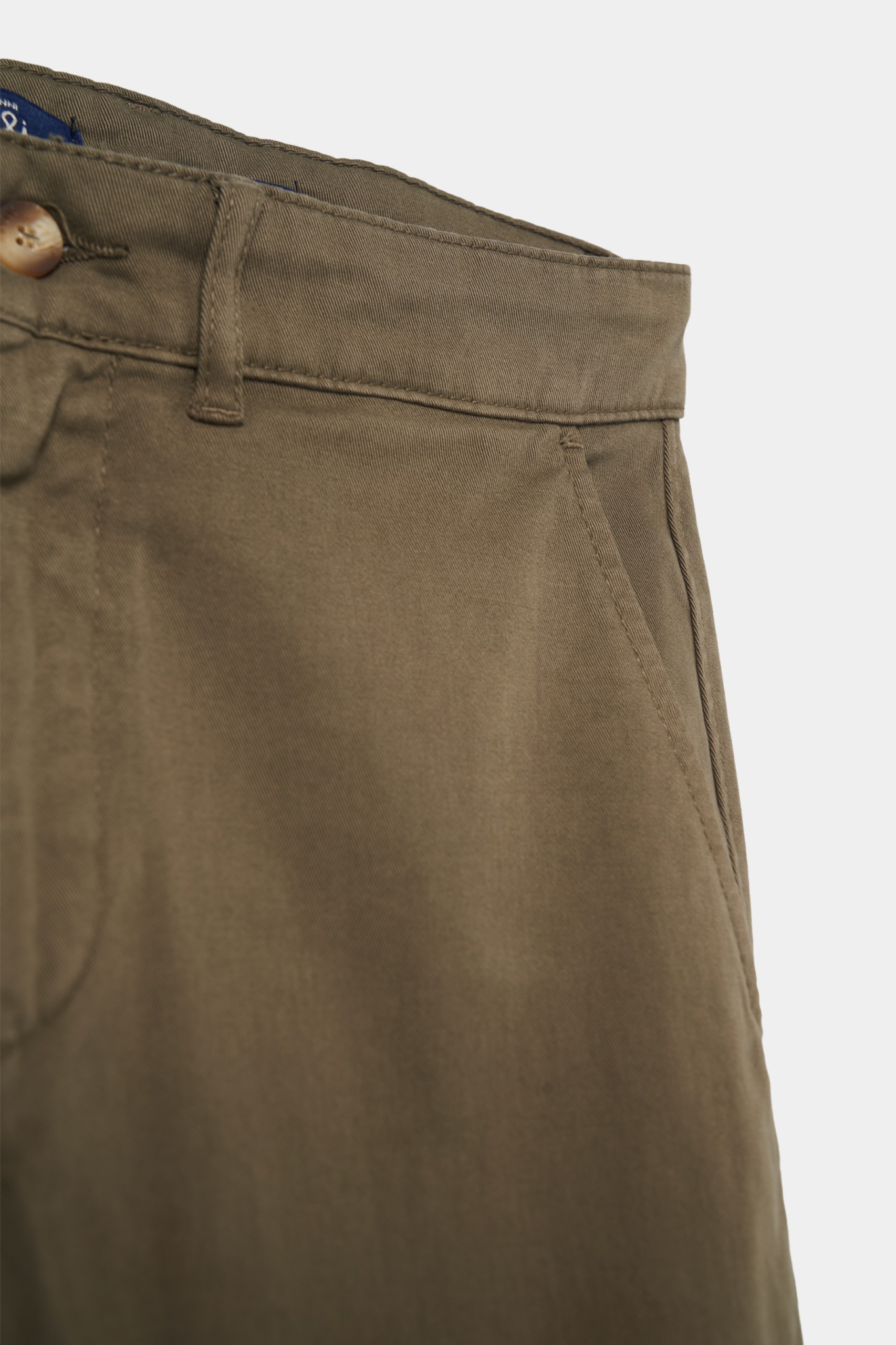 Chino de sarga regular fit