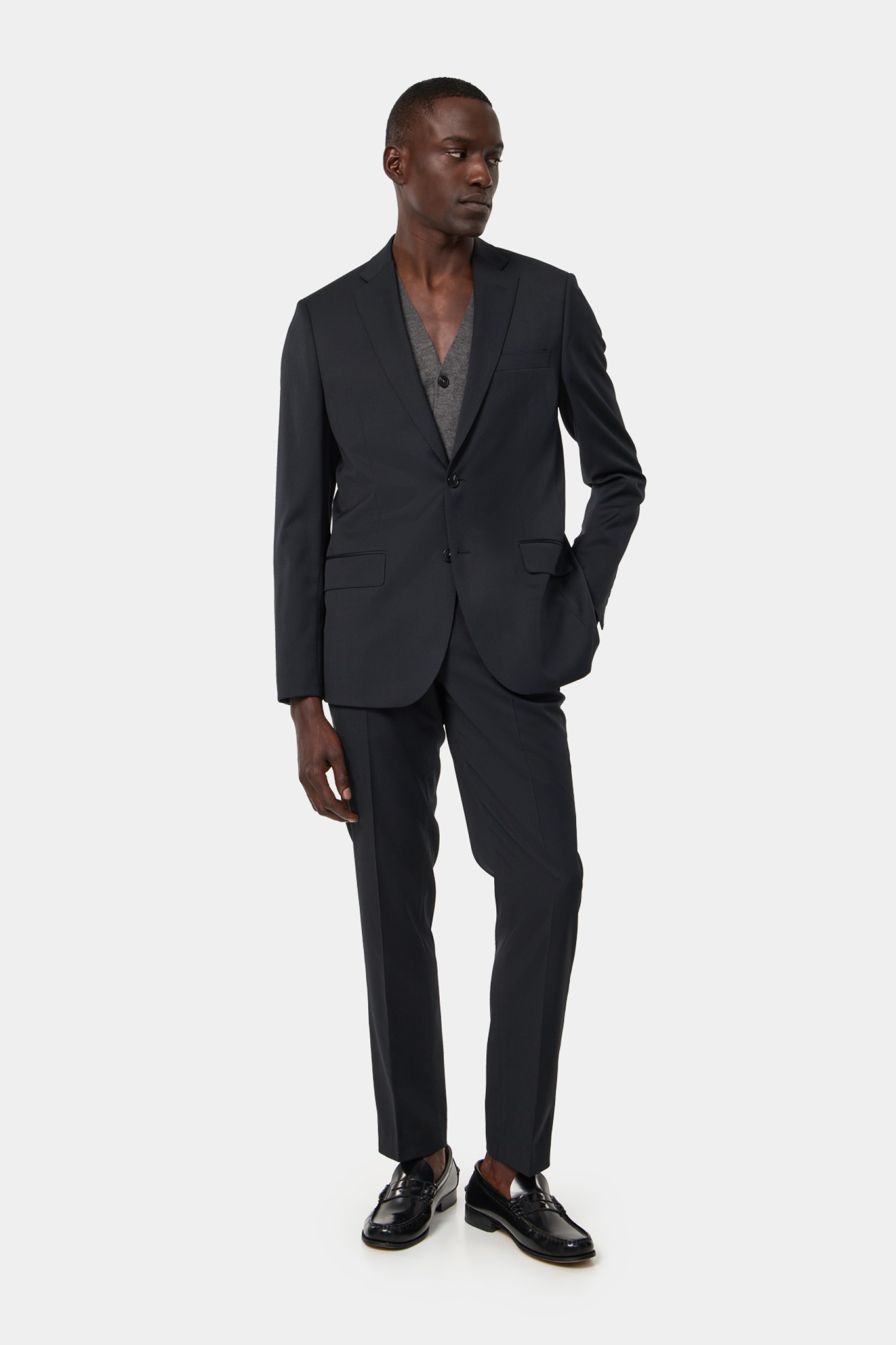 Traje slim fit clásico