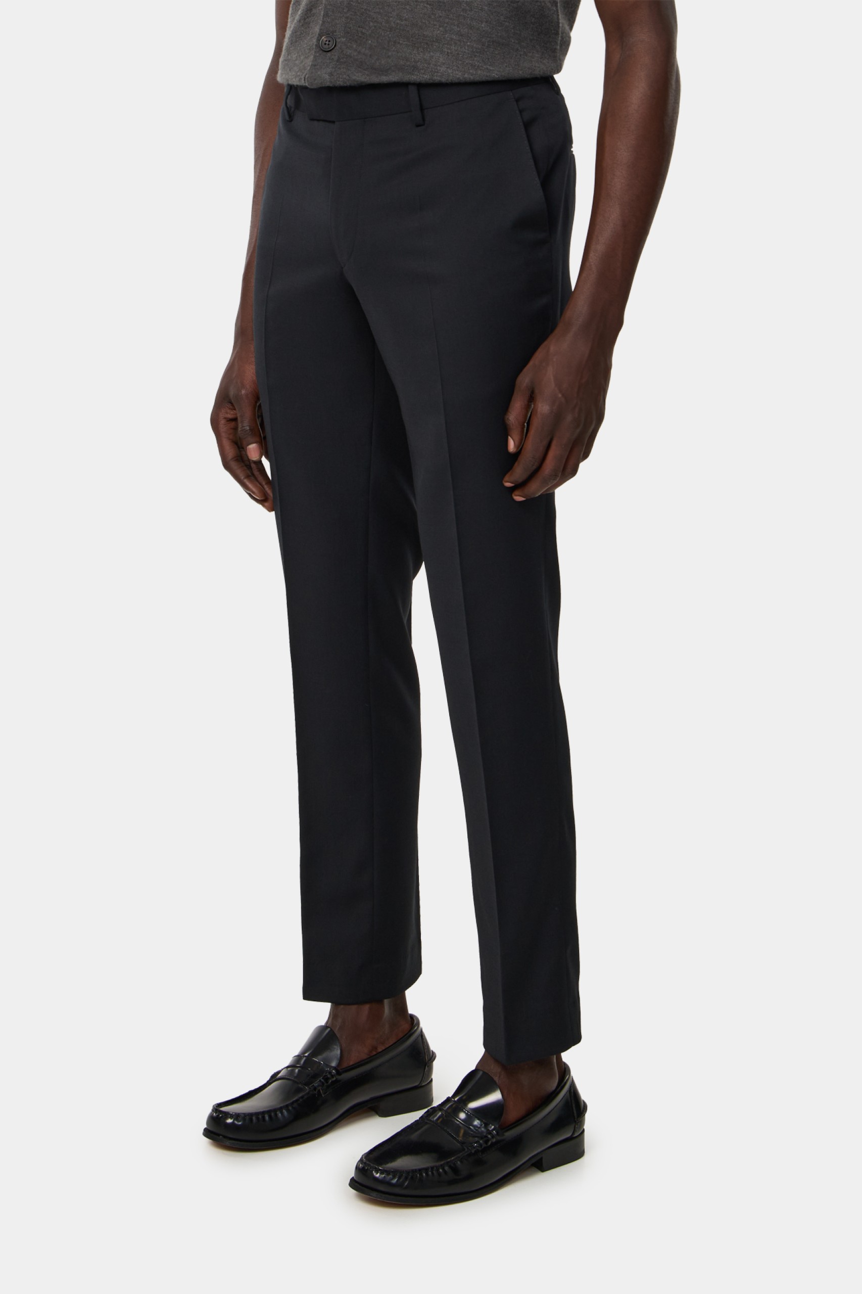 Traje slim fit clásico