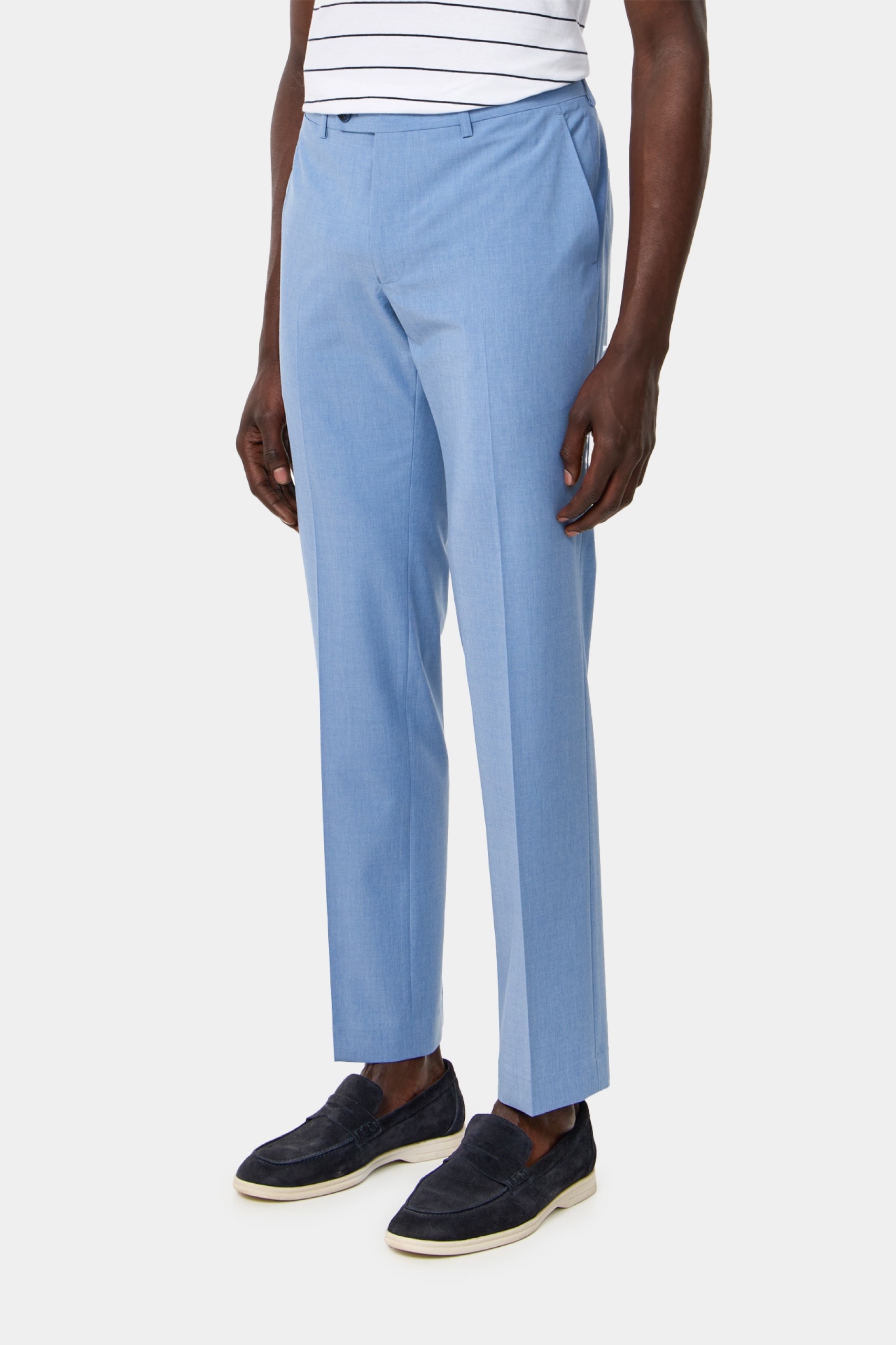 Traje slim fit clásico