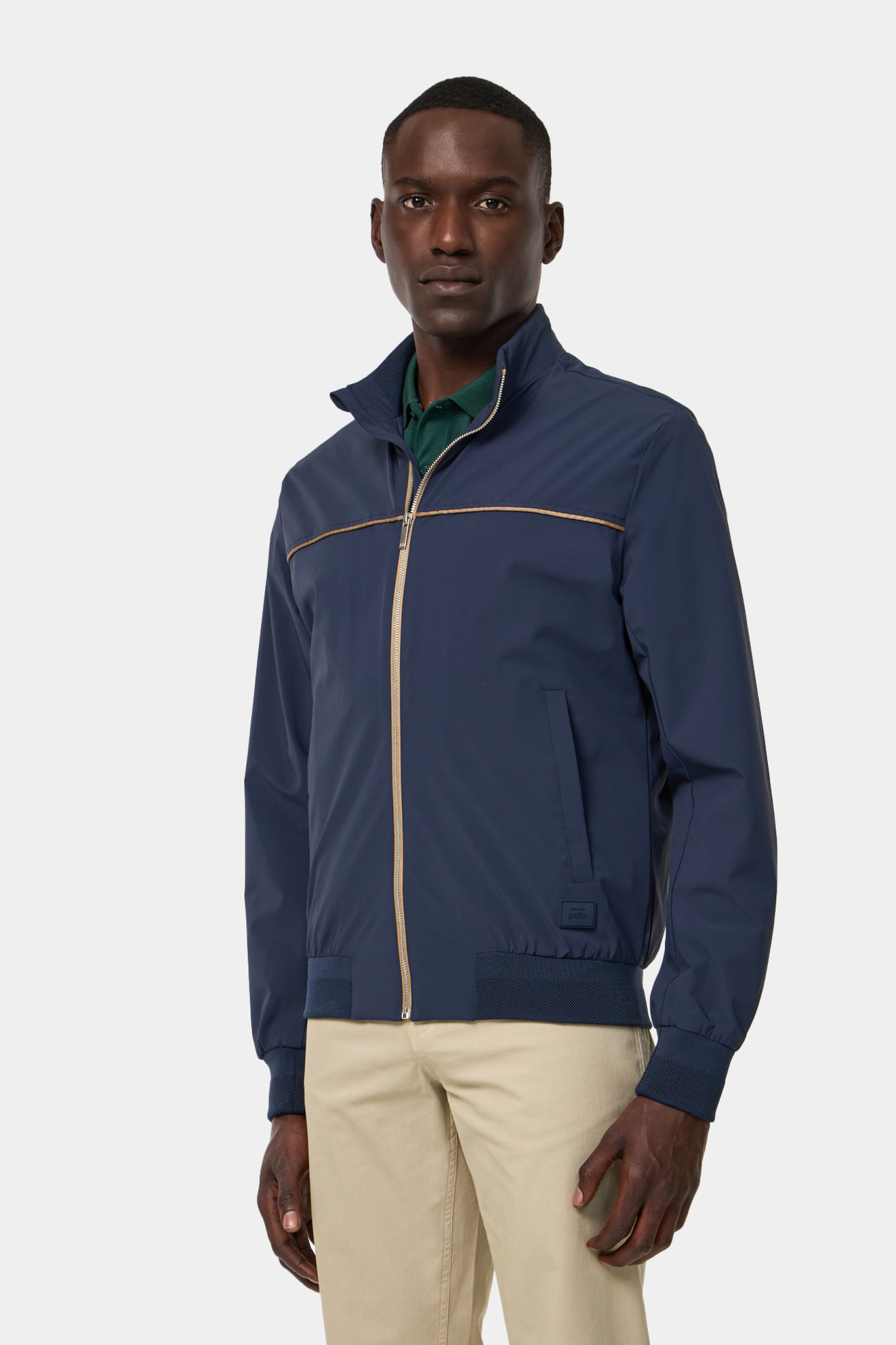 Bomber repelente al agua