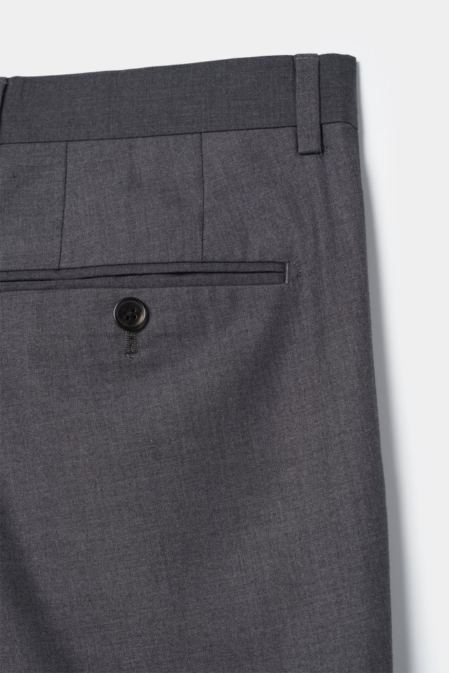 Pantalón clásico regular fit Pantalón clásico regular fit