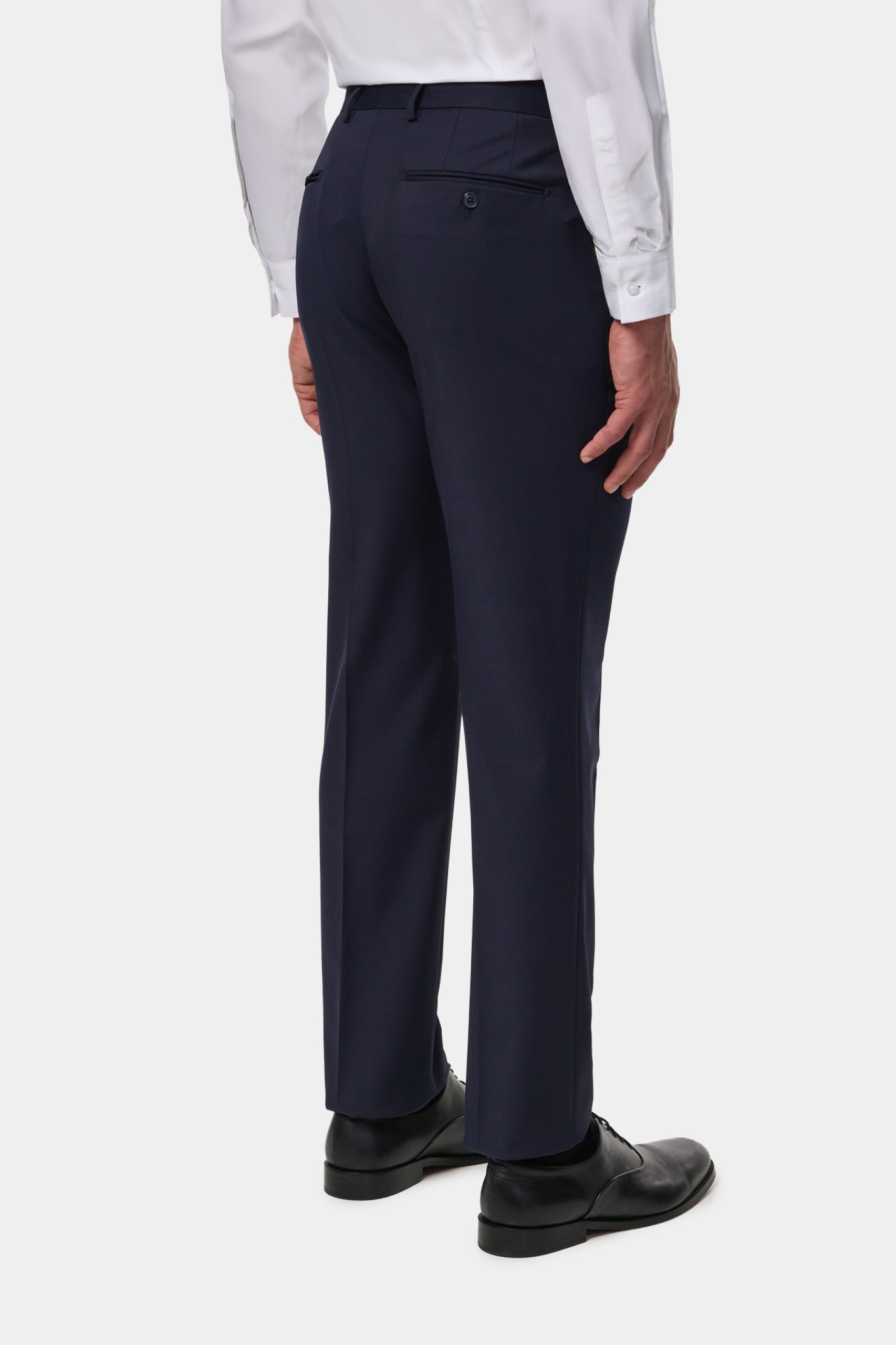 Traje slim fit clásico