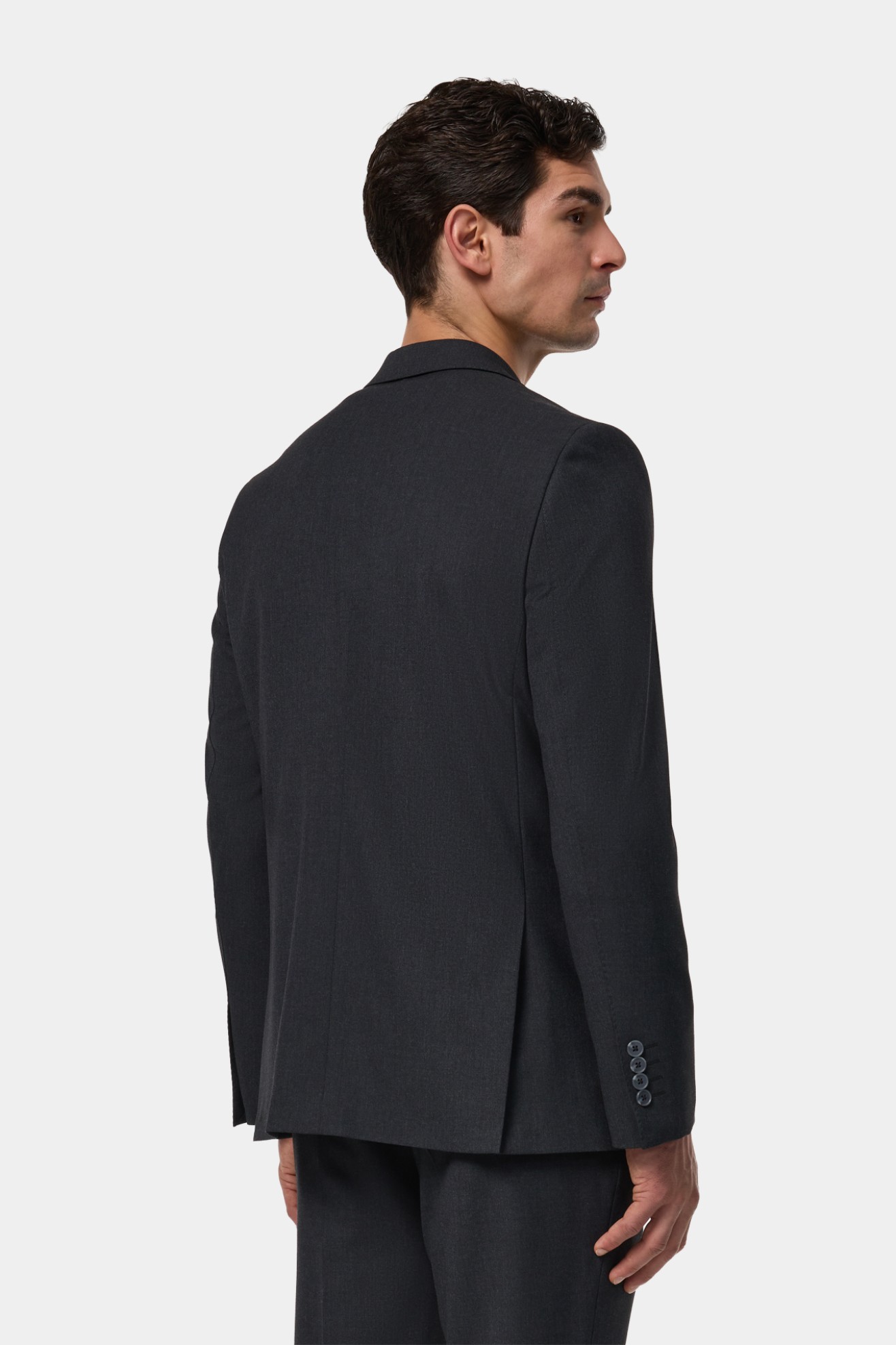 Traje slim fit clásico