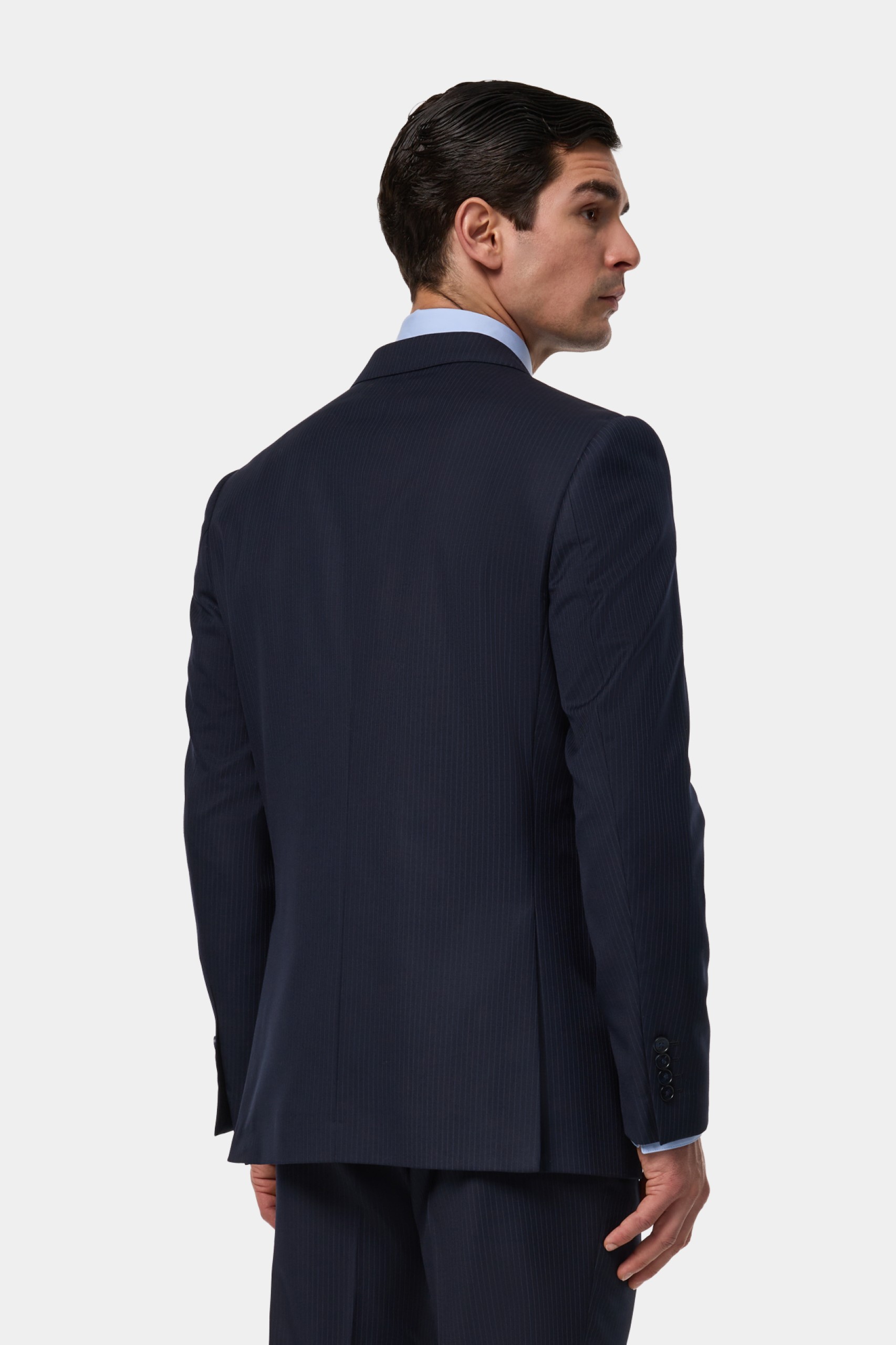 Traje regular fit clásico