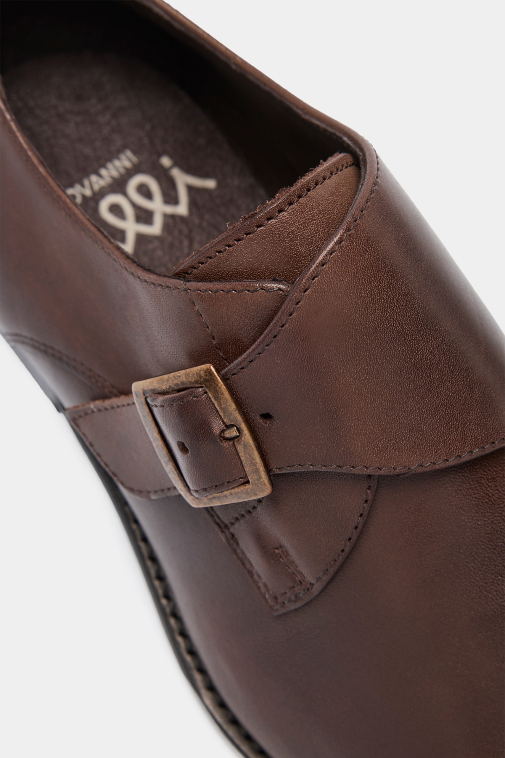 Zapatos clásicos de piel