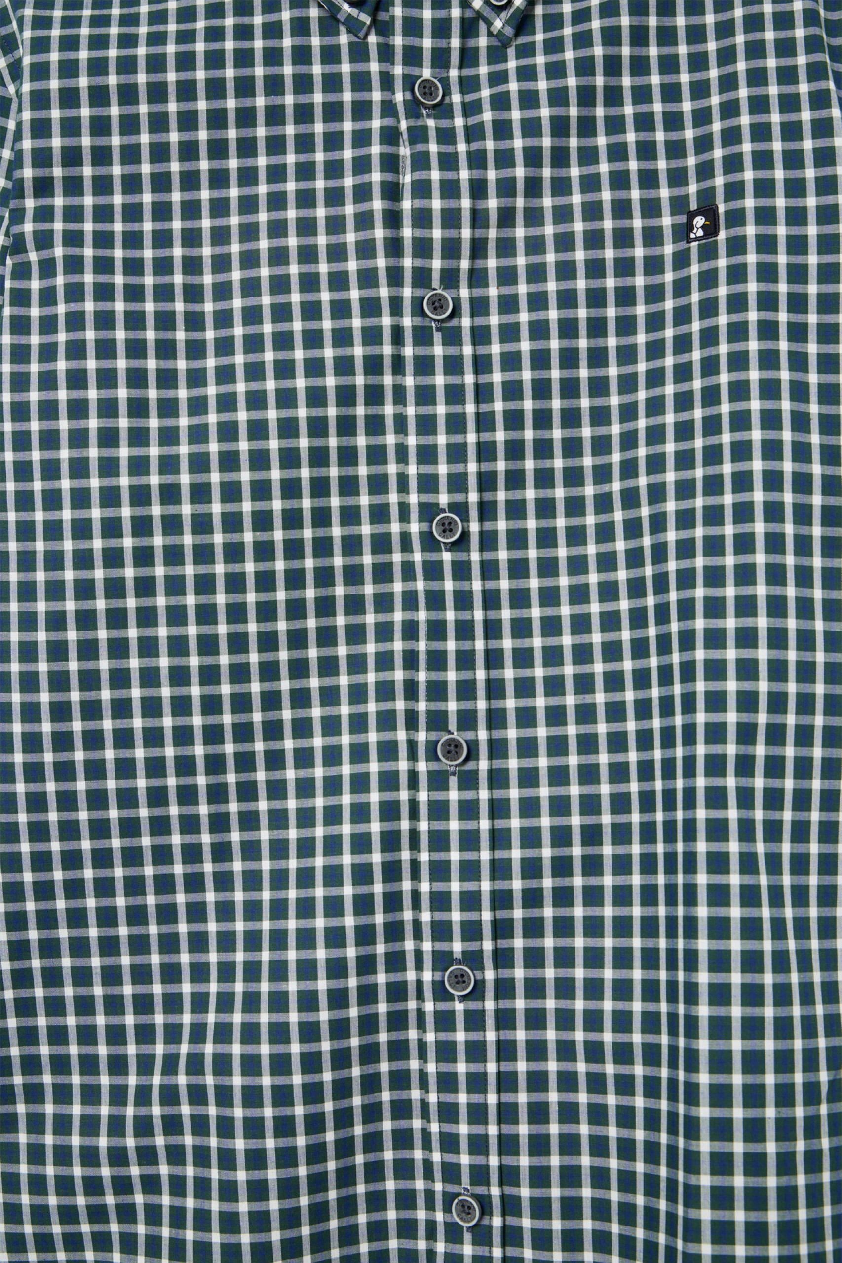 Camisa deportiva ajustada