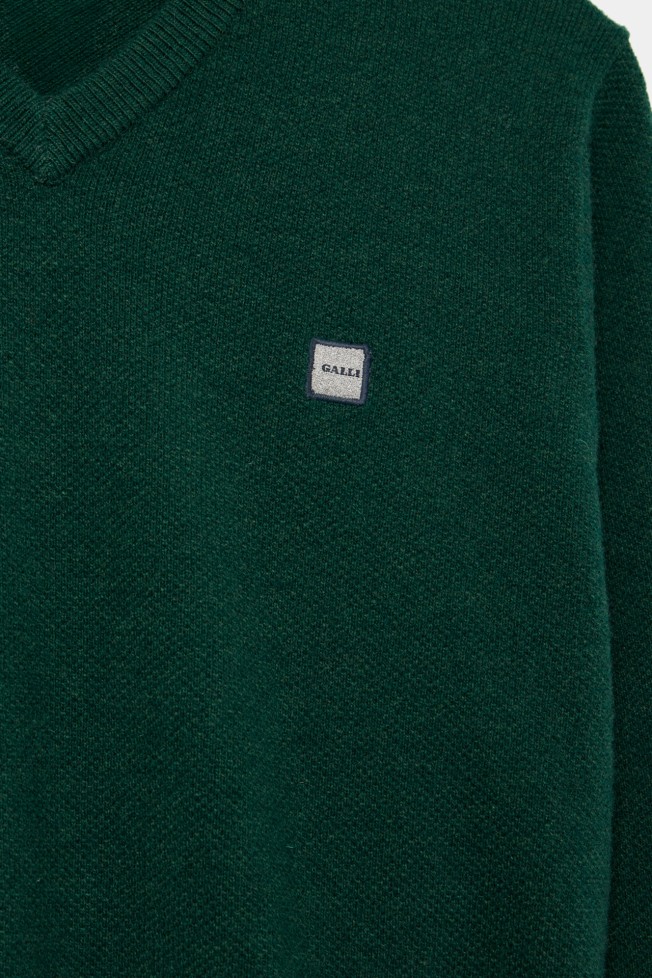 Pullover con cuello de pico  Pullover con cuello de pico