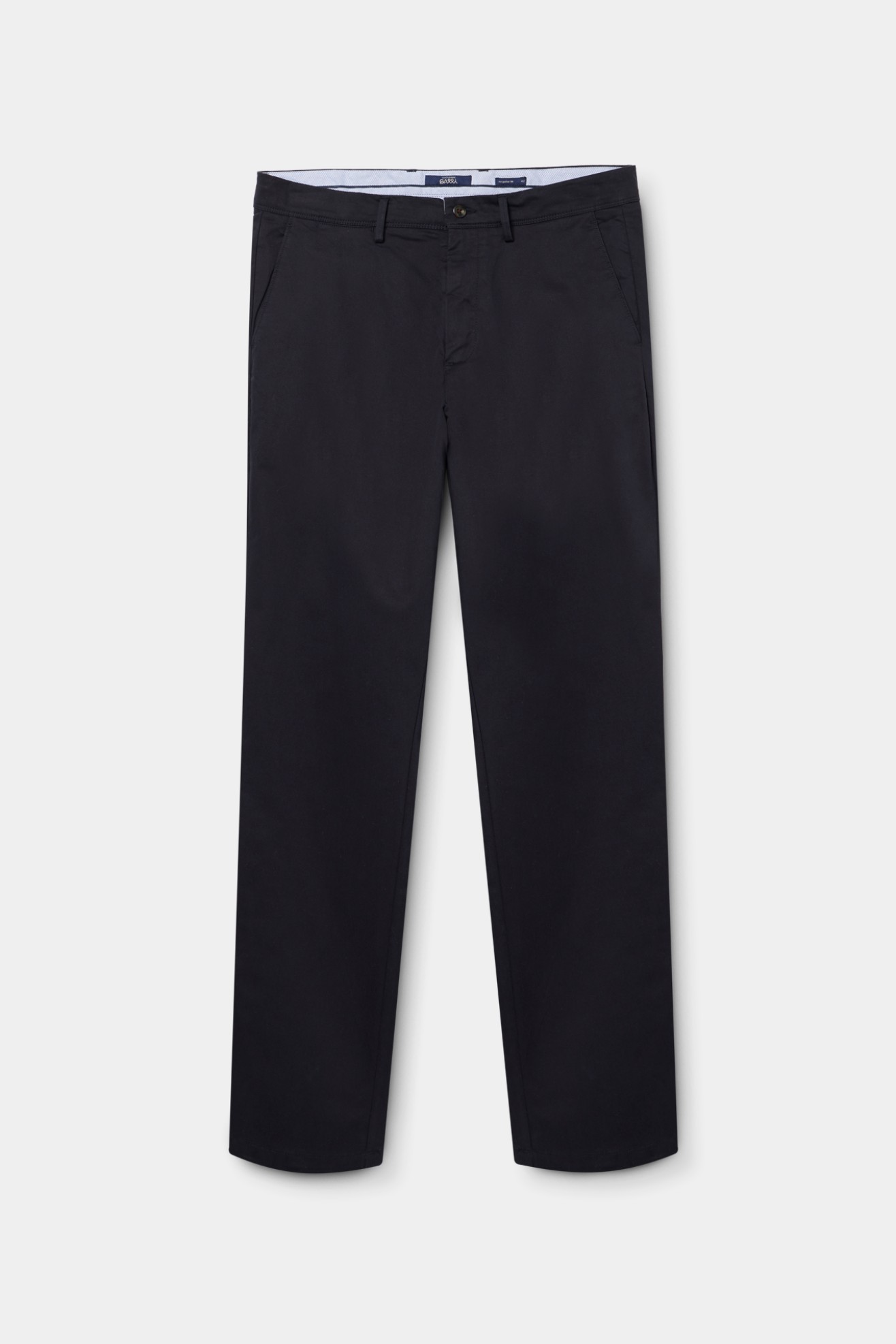 Chinos de corte regular
