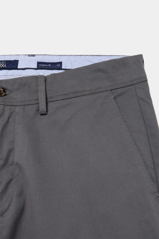 Chinos de corte regular Chinos de corte regular