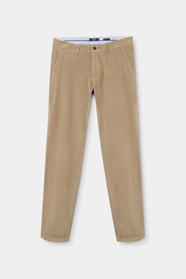 Pantalones chinos de corte regular en pana Pantalones chinos de corte regular en pana
