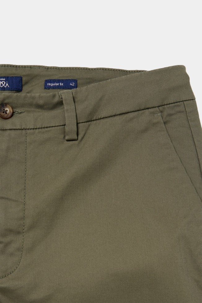Pantaln chino regular fit