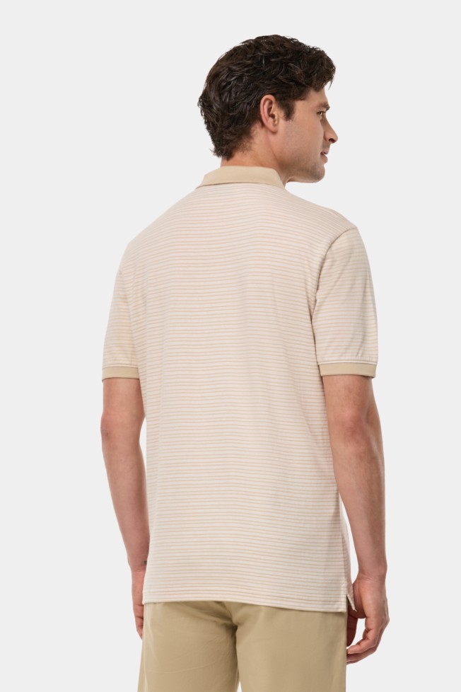 Polo piqué em algodão Polo piqué em algodão