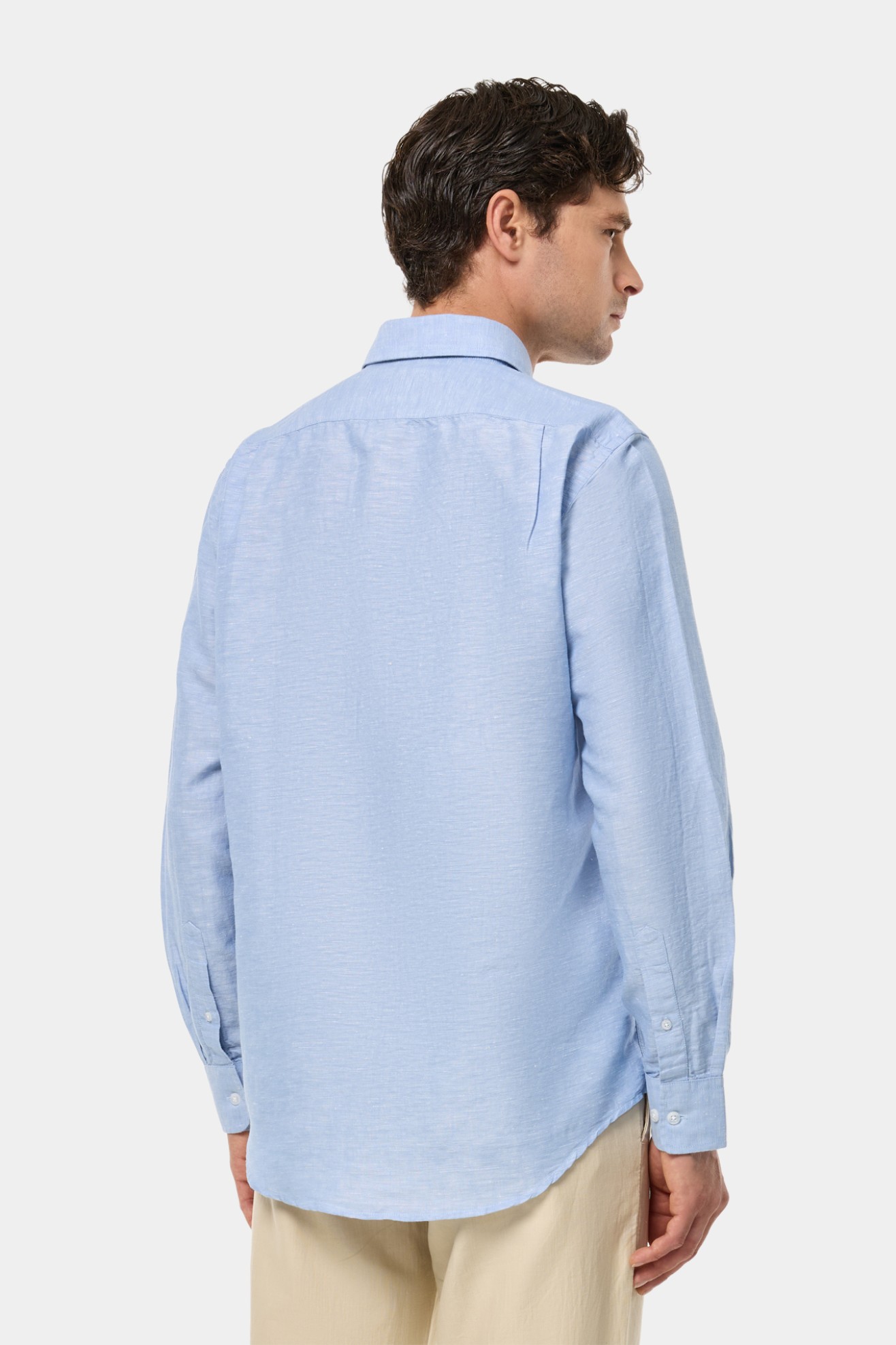 Camisa em linho e algodo regular fit