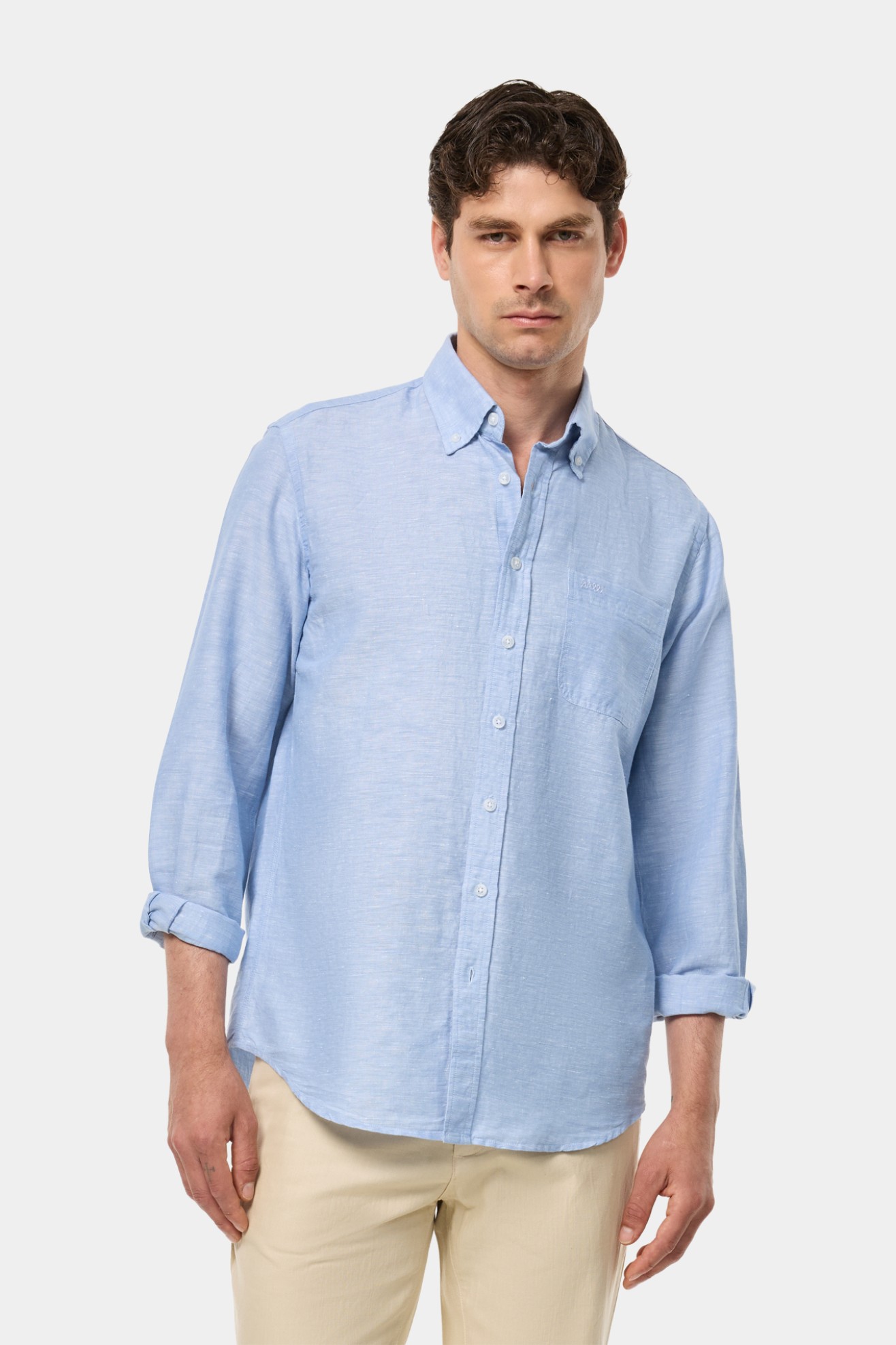 Camisa em linho e algodo regular fit
