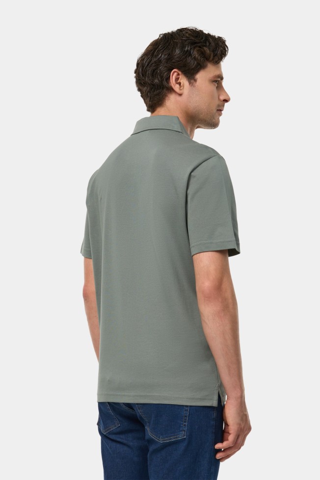 Polo piqué em algodão Polo piqué em algodão