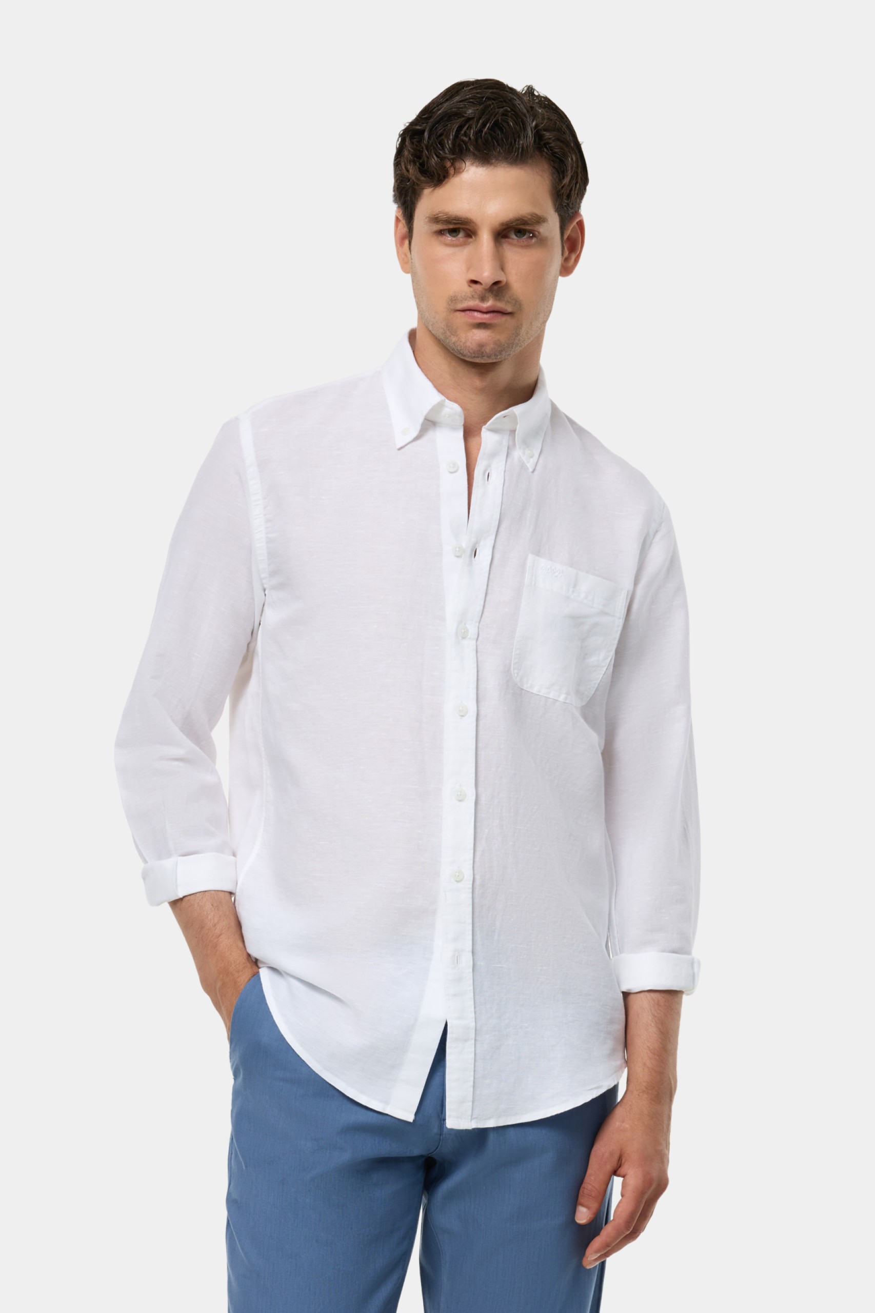 Camisa regular fit de lino y algodón