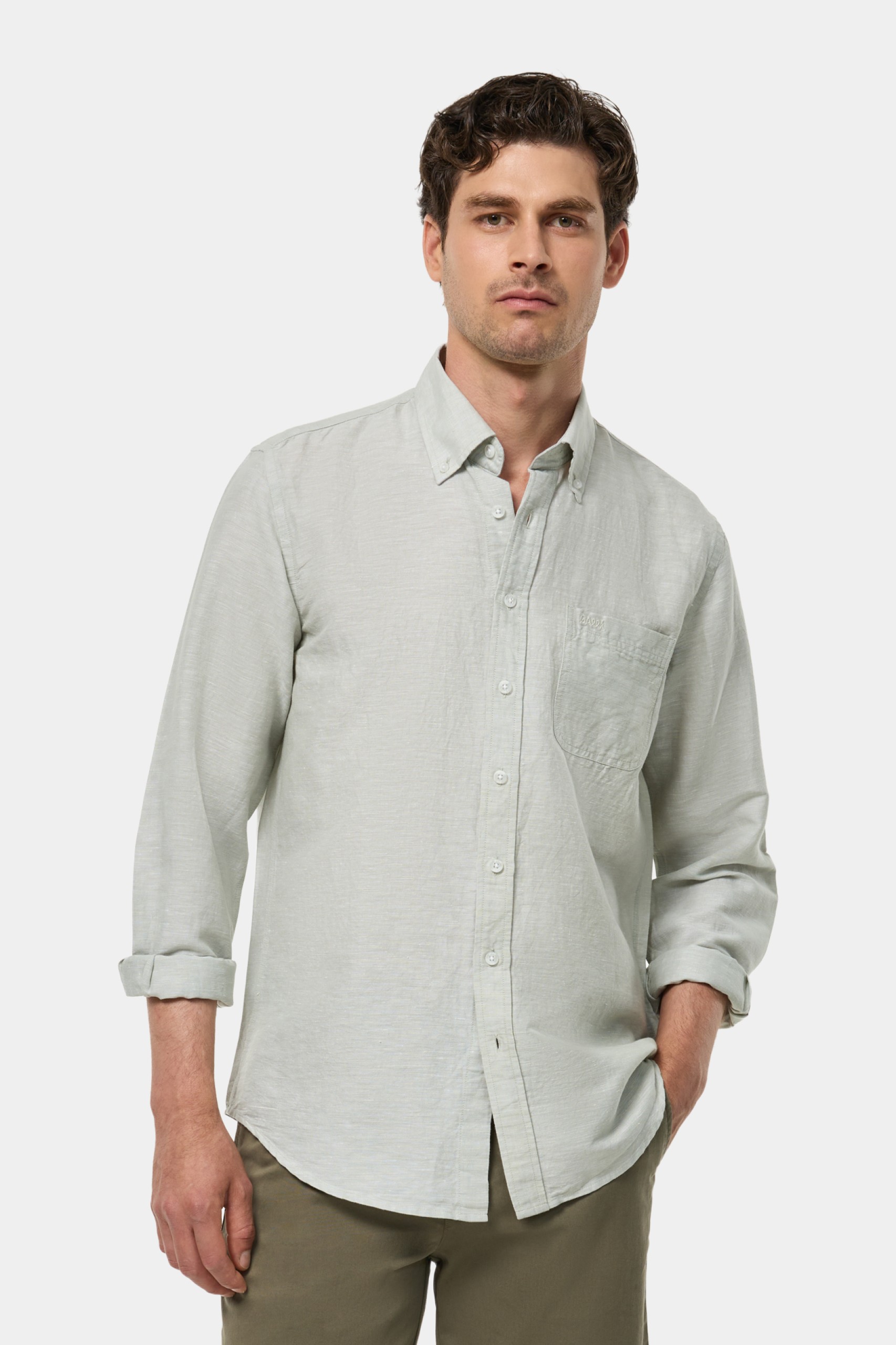 Camisa regular fit de lino y algodón