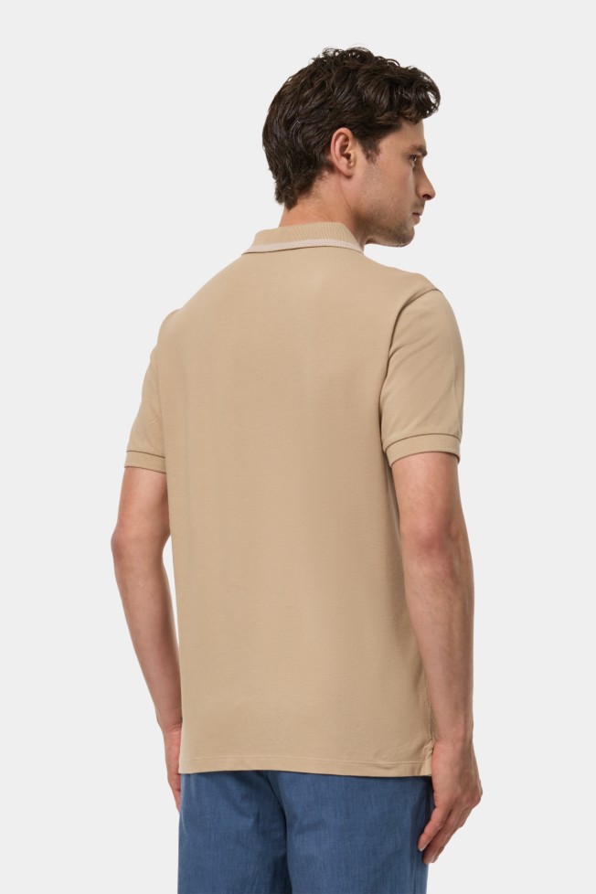Polo piqué em algodão Polo piqué em algodão