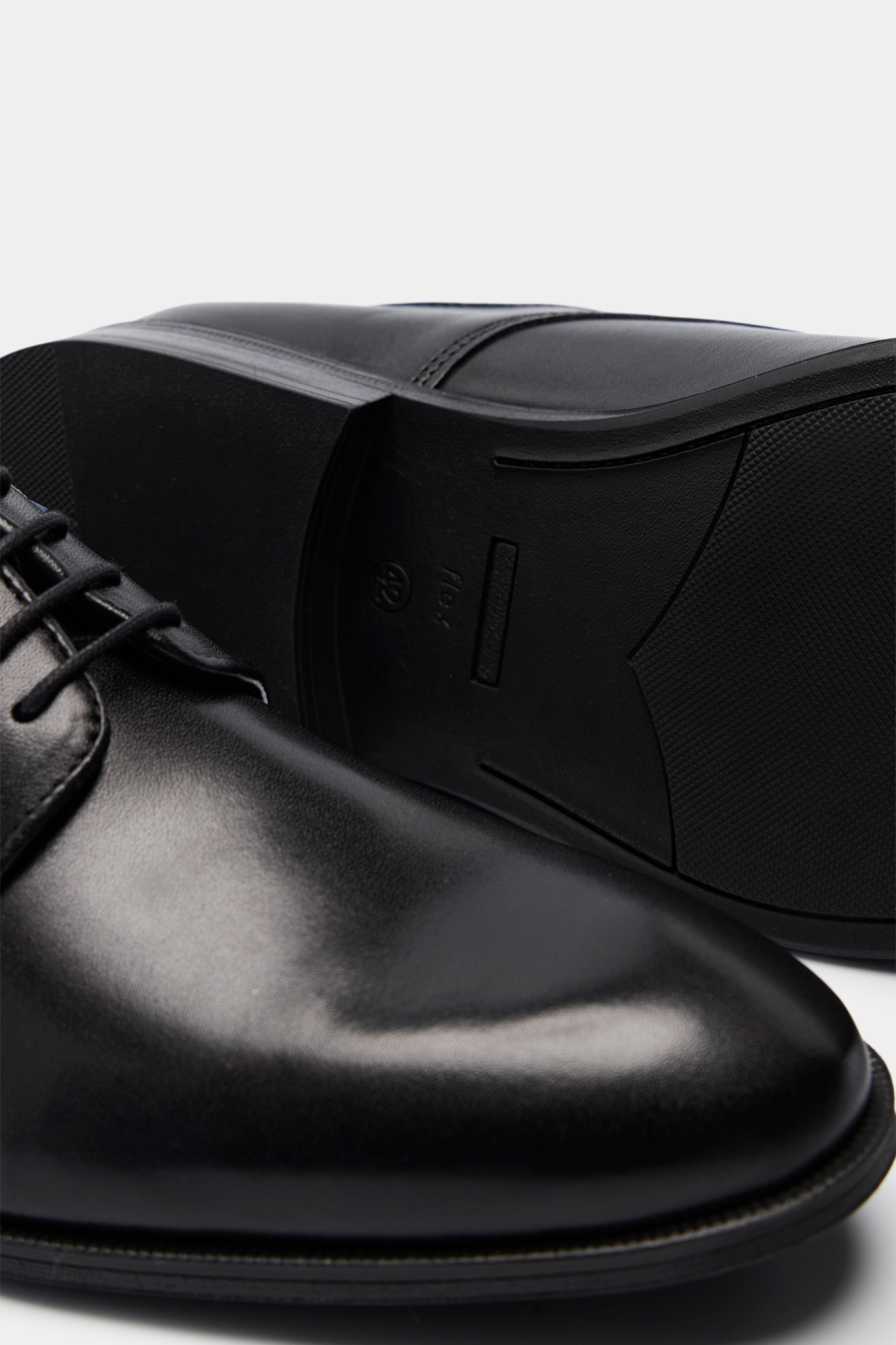 Zapatos clásicos de piel