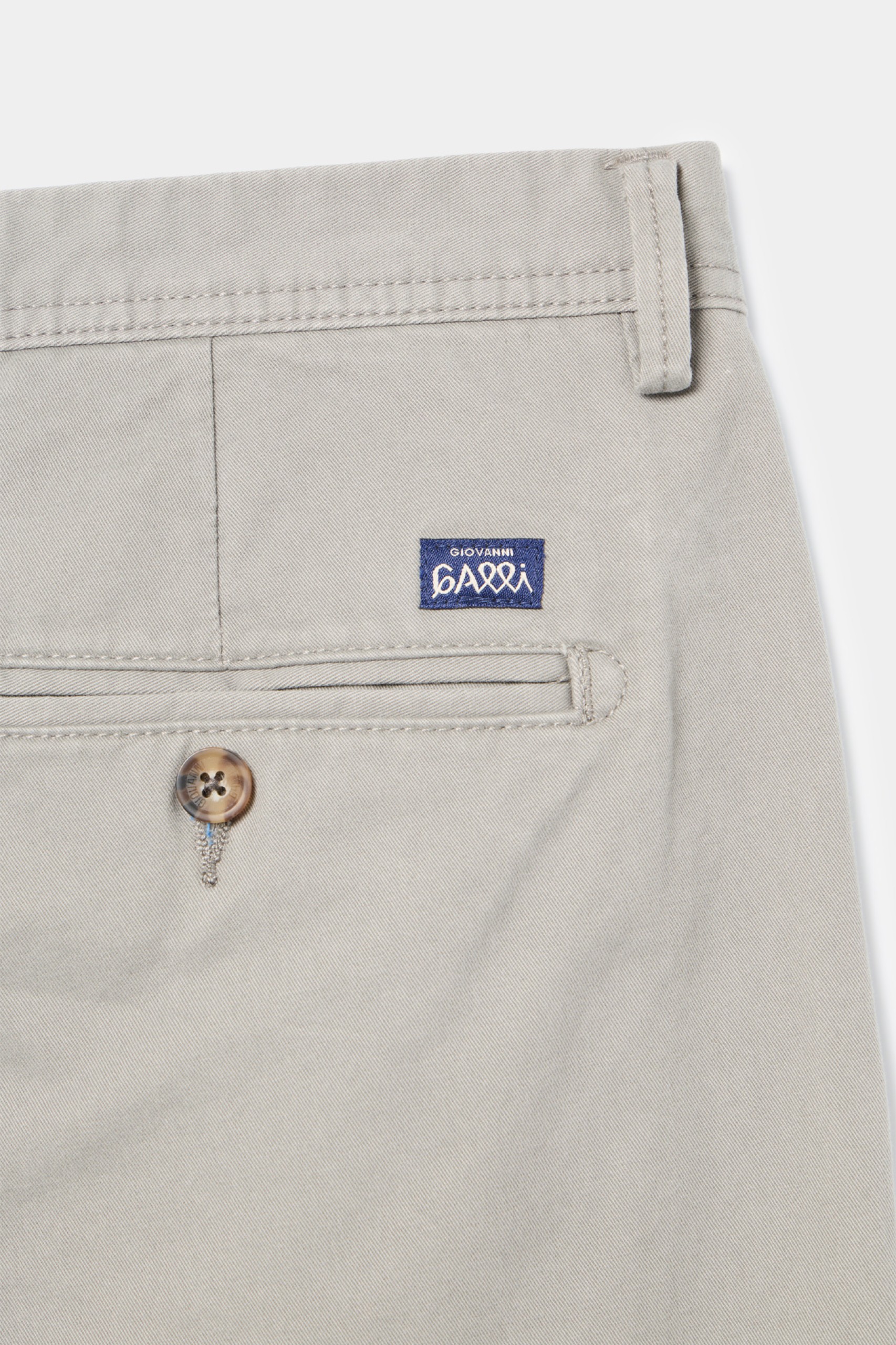 Pantalón chino regular fit