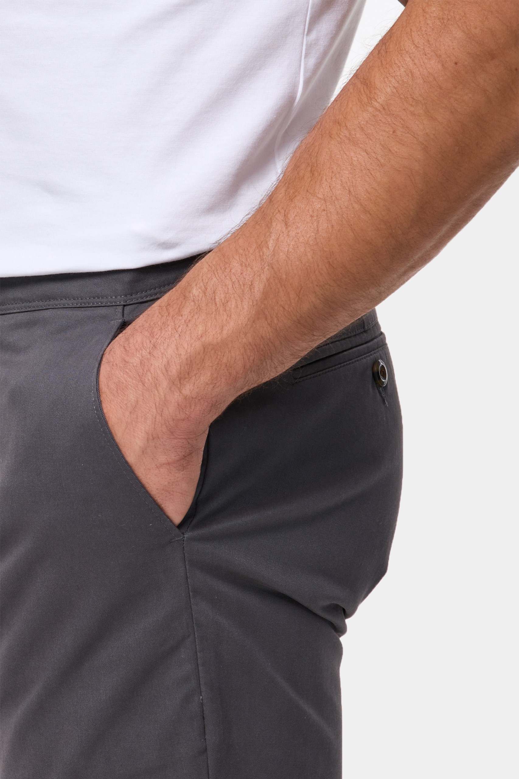 Chinos de corte regular