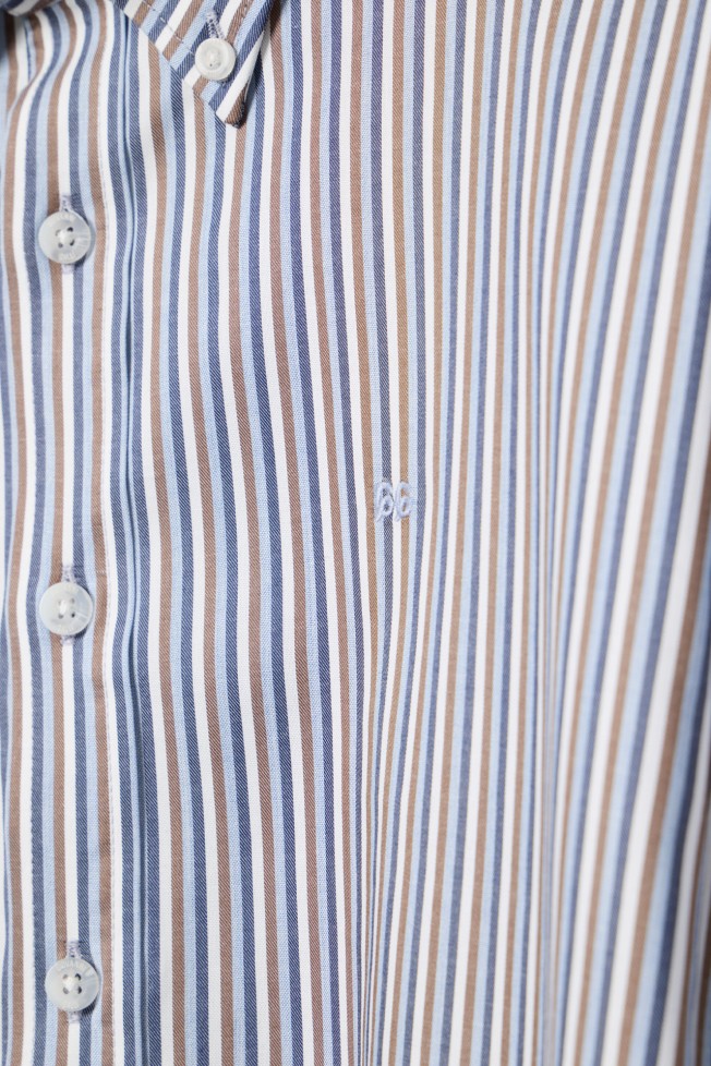 Camisa às riscas slim fit Camisa às riscas slim fit
