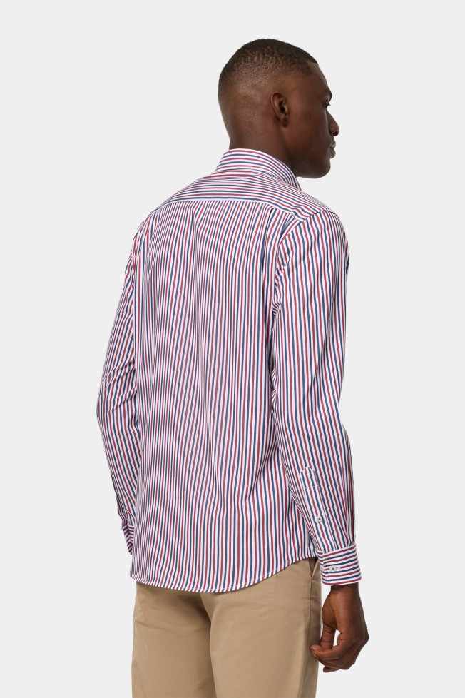 Camisa às riscas regular fit Camisa às riscas regular fit